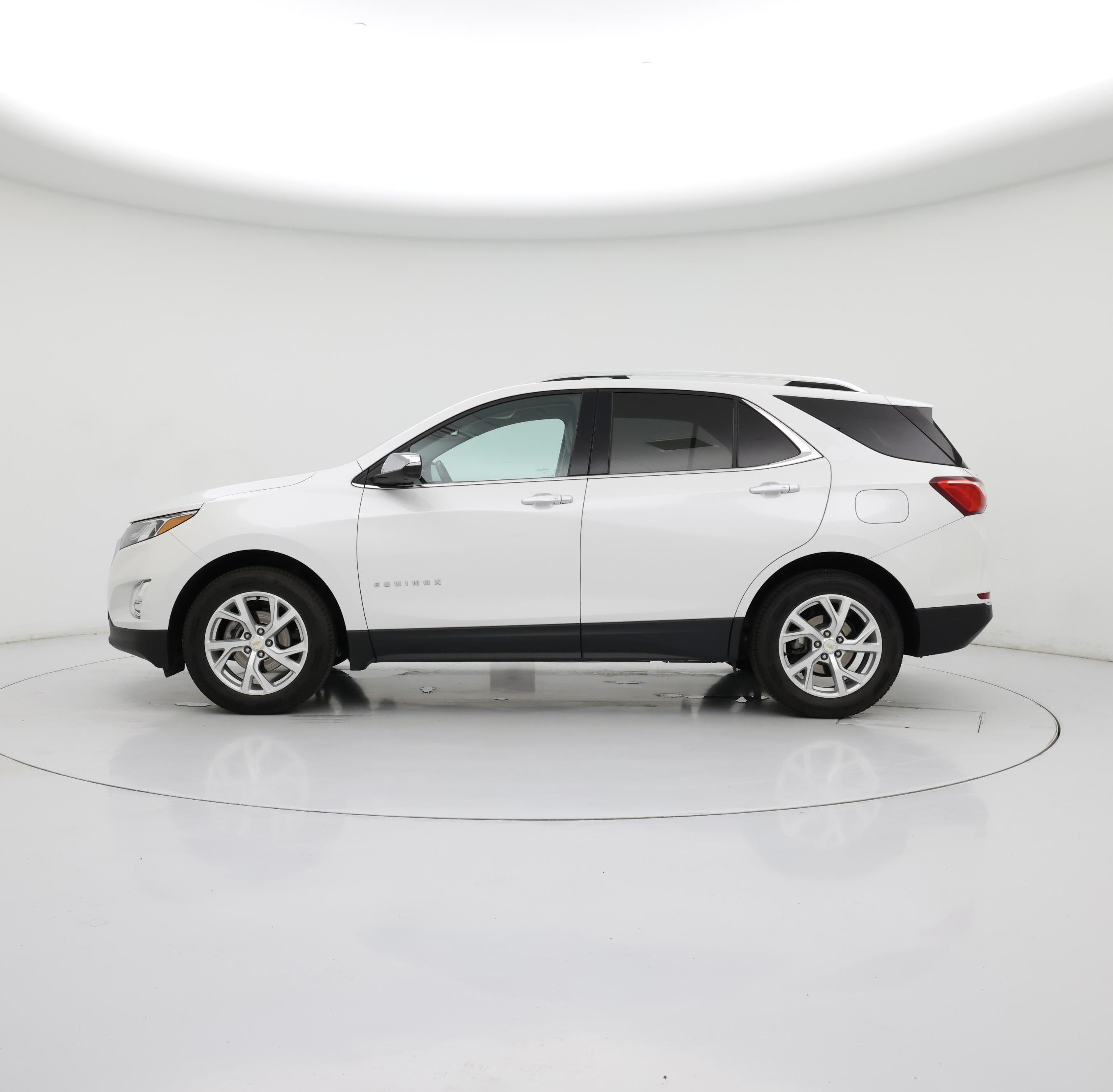 Thumbnail: 2018 Chevrolet Equinox - 3