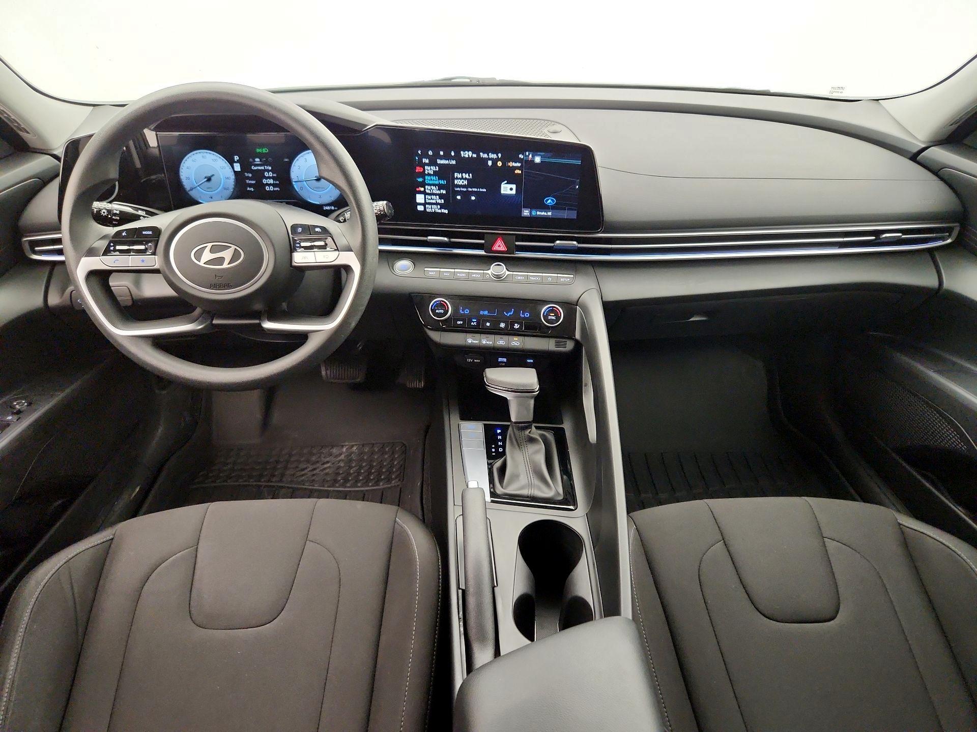 Thumbnail: 2024 Hyundai Elantra - 9