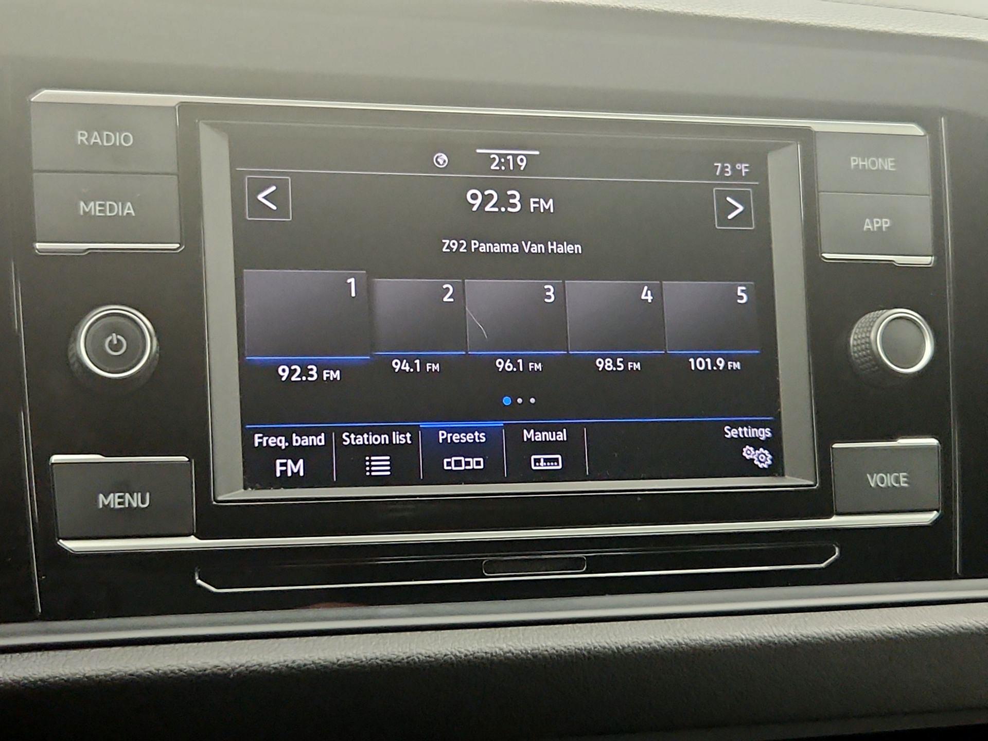 Thumbnail: 2020 Volkswagen Jetta - 15