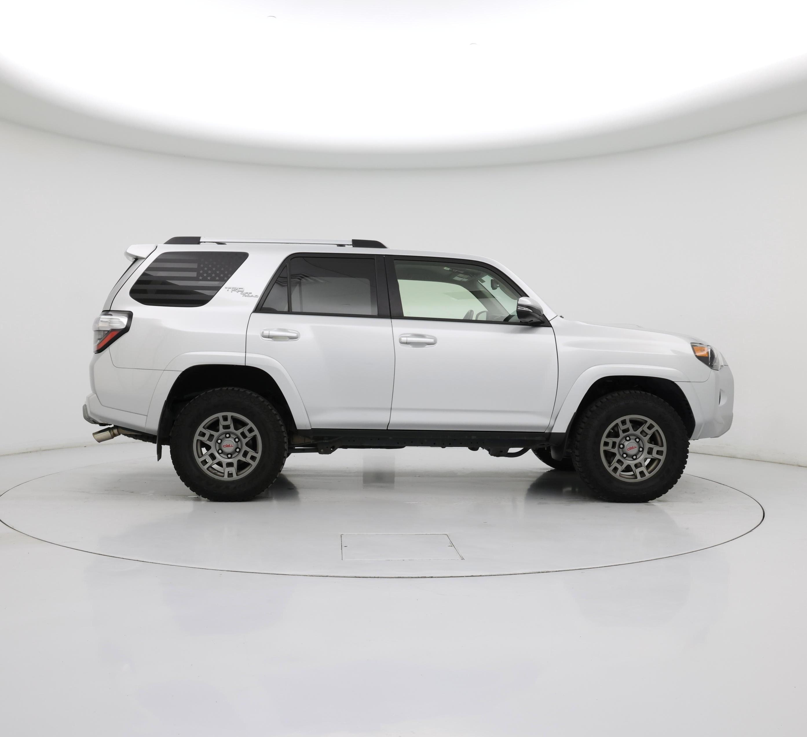 Thumbnail: 2018 Toyota 4Runner - 7