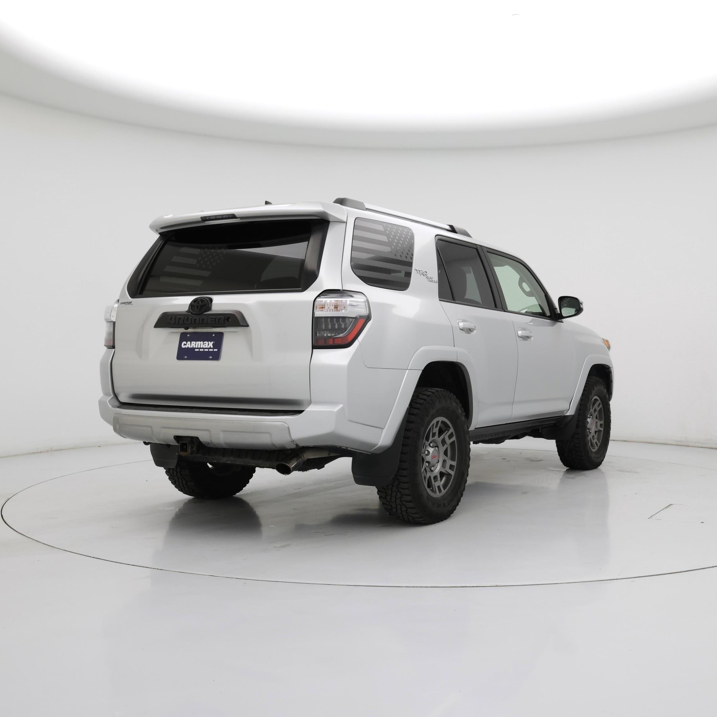 Thumbnail: 2018 Toyota 4Runner - 8