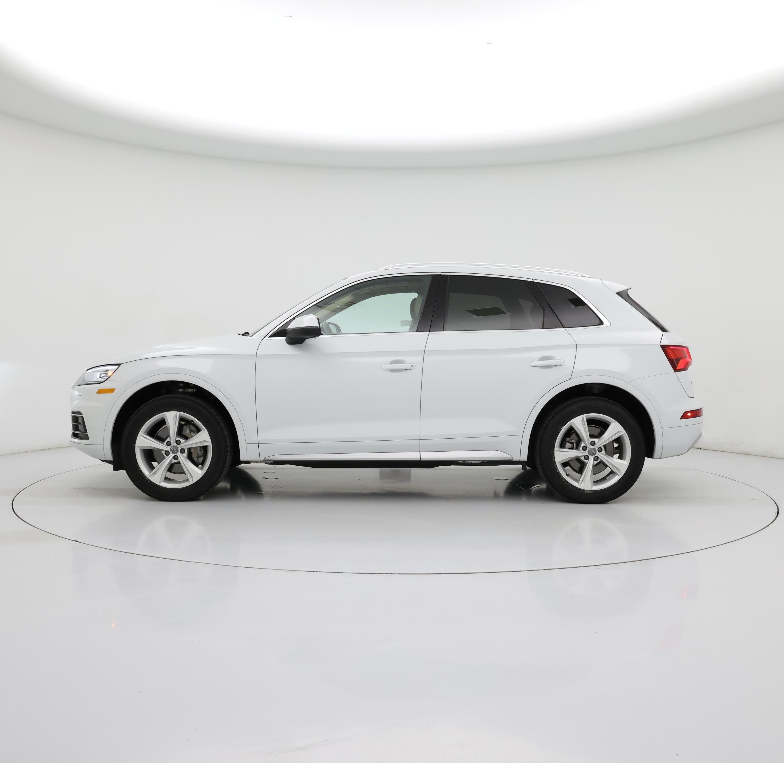 Thumbnail: 2020 Audi Q5 - 3