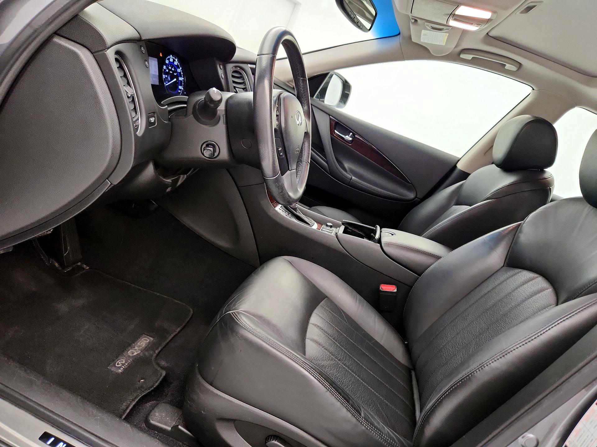 Thumbnail: 2016 INFINITI QX50 - 11