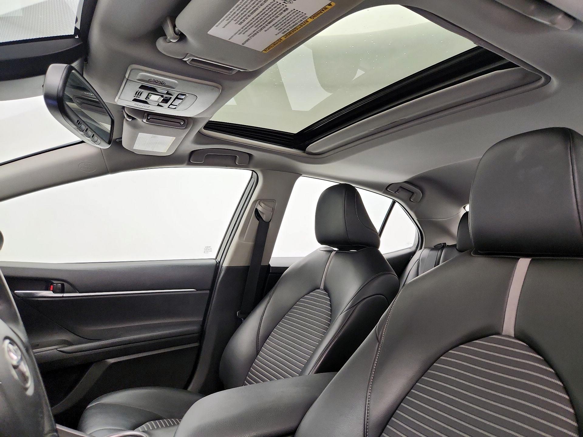 Thumbnail: 2022 Toyota Camry - 19