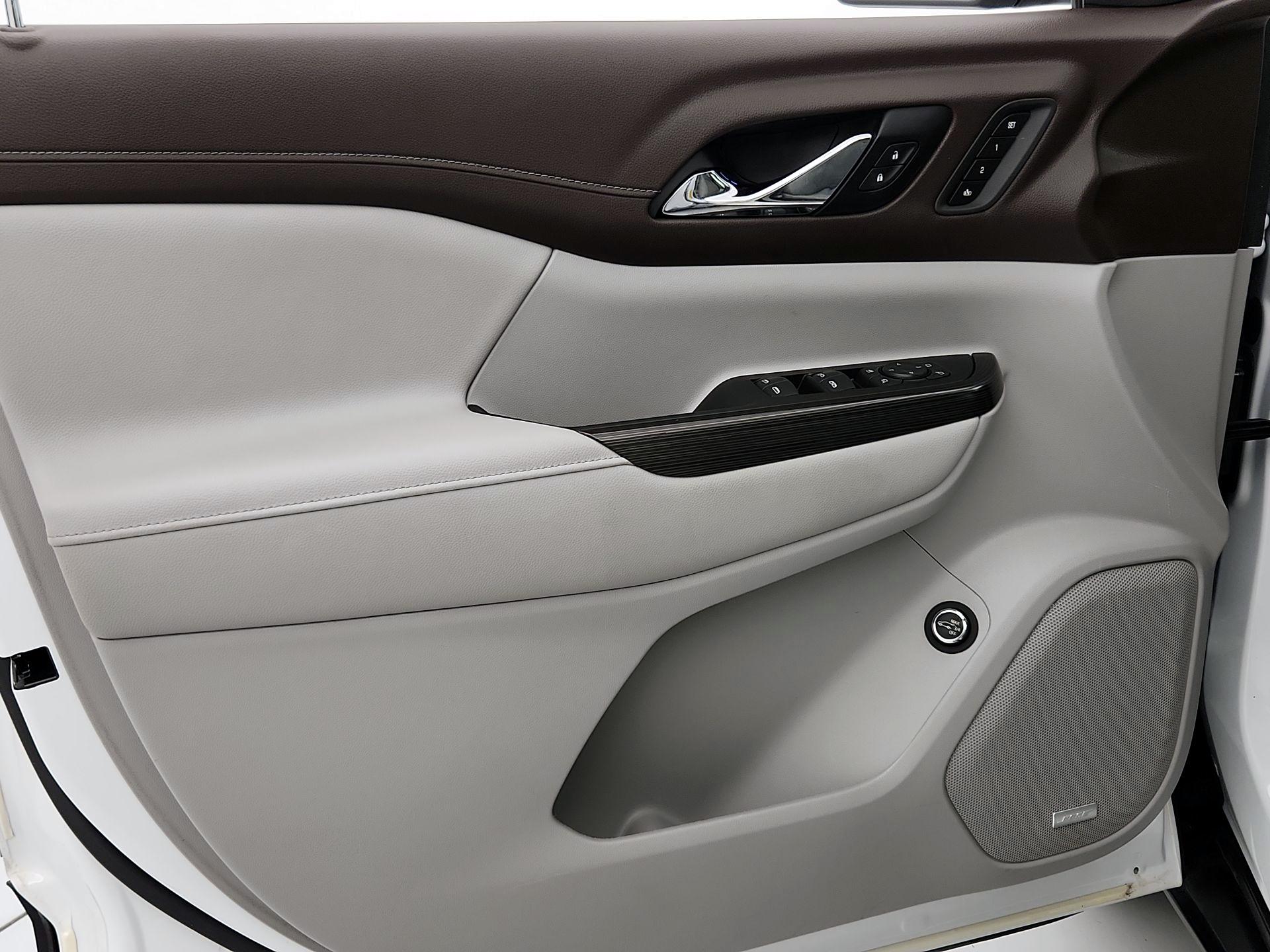 Thumbnail: 2021 GMC Acadia - 12