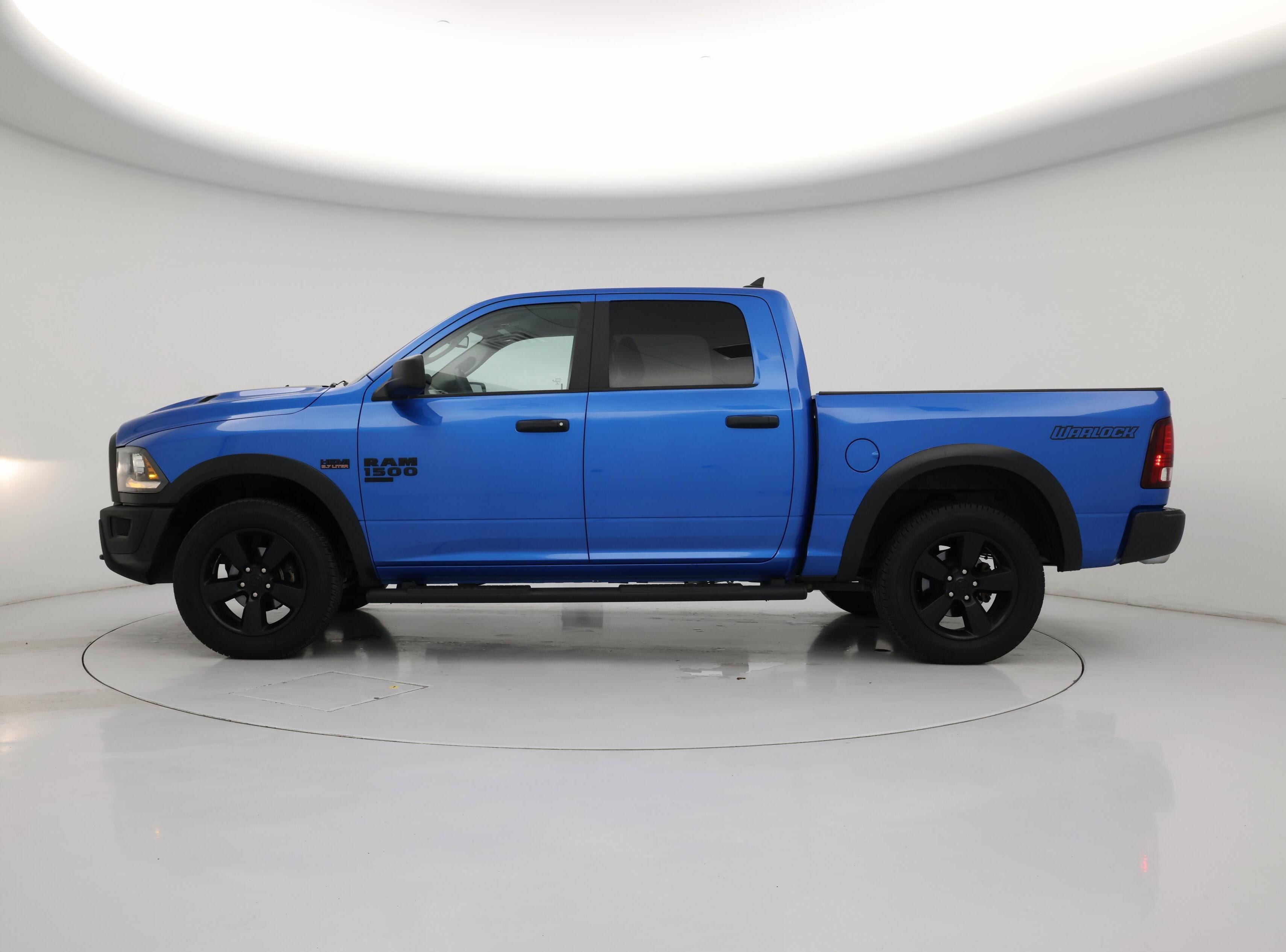 Thumbnail: 2020 RAM 1500 Classic - 3