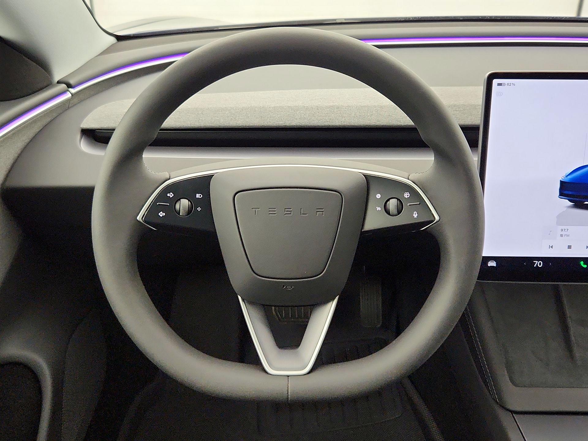 Thumbnail: 2025 Tesla Model 3 - 10