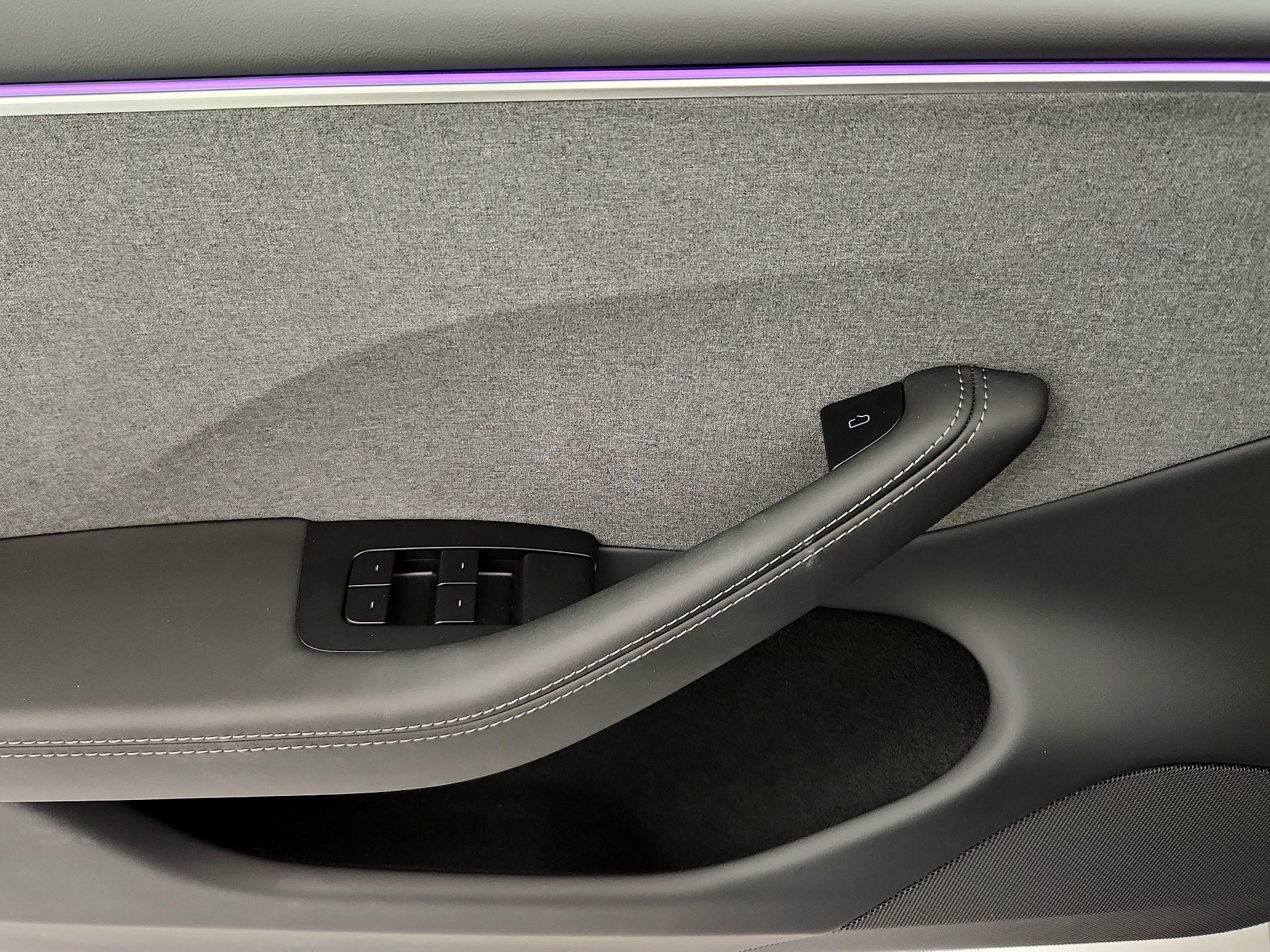 Thumbnail: 2025 Tesla Model 3 - 12