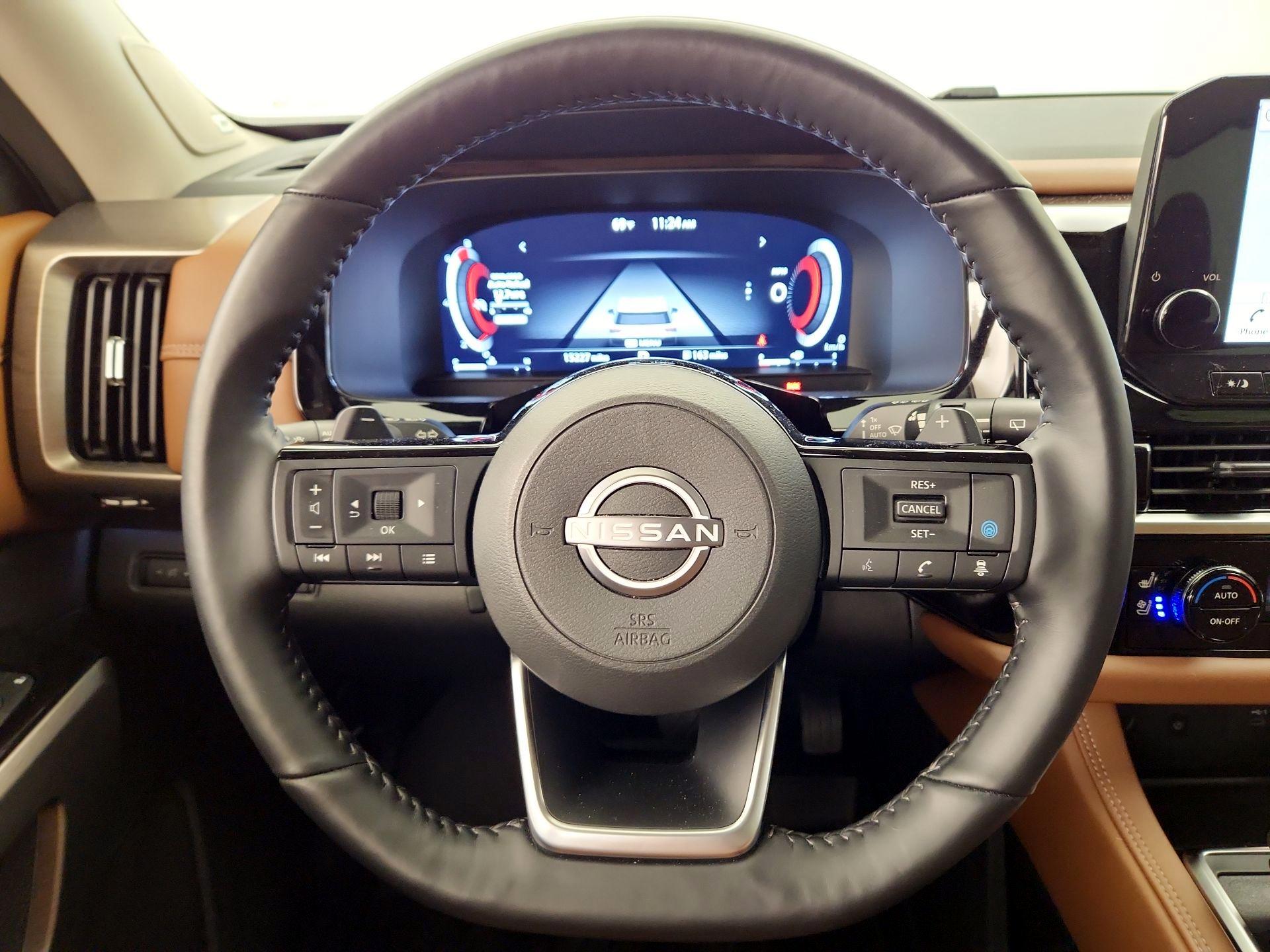 Thumbnail: 2024 Nissan Pathfinder - 10