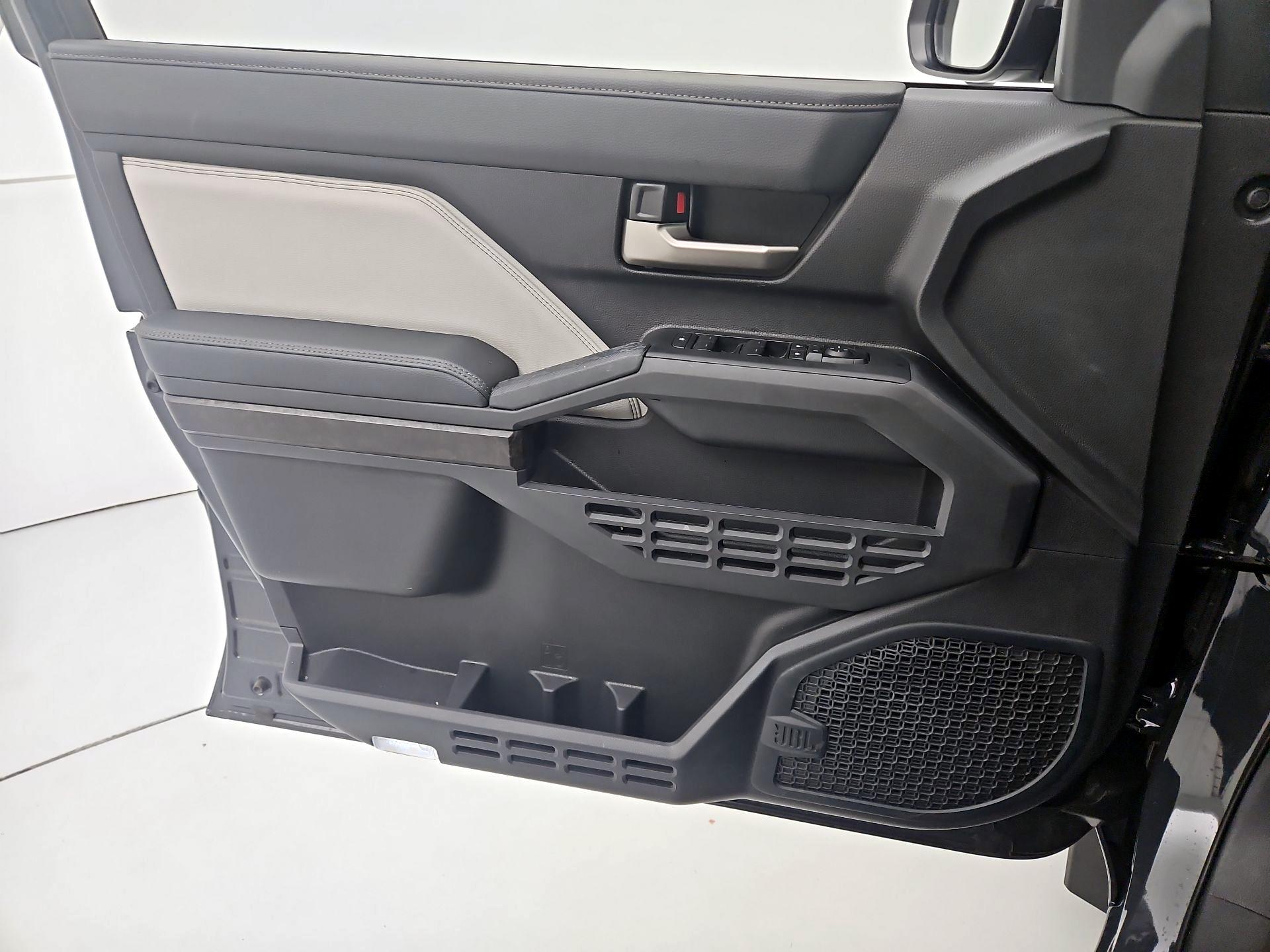 Thumbnail: 2024 Toyota Tacoma - 12