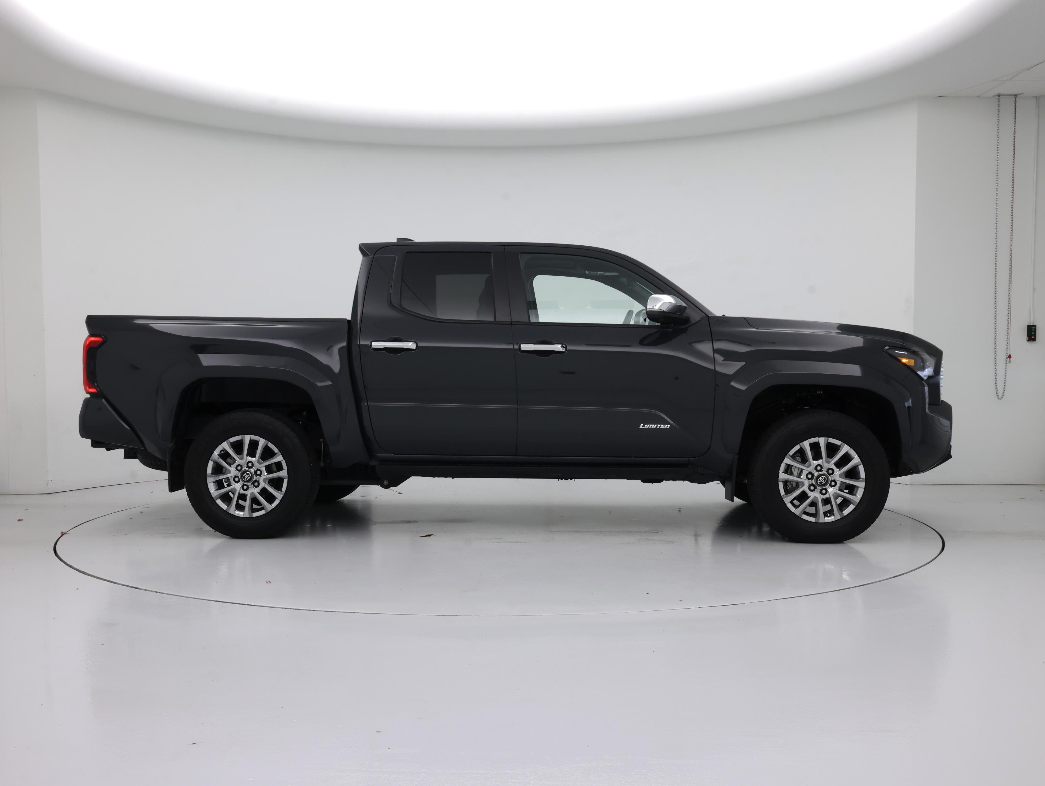 Thumbnail: 2024 Toyota Tacoma - 7