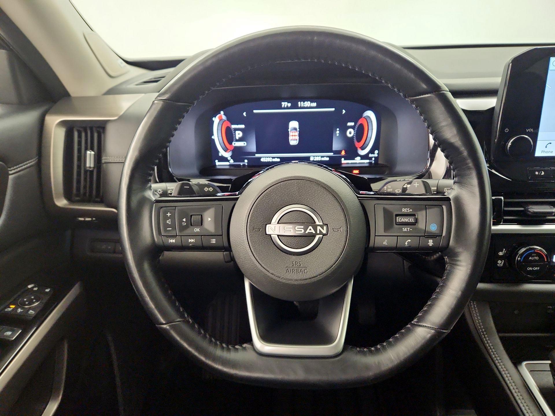 Thumbnail: 2023 Nissan Pathfinder - 10