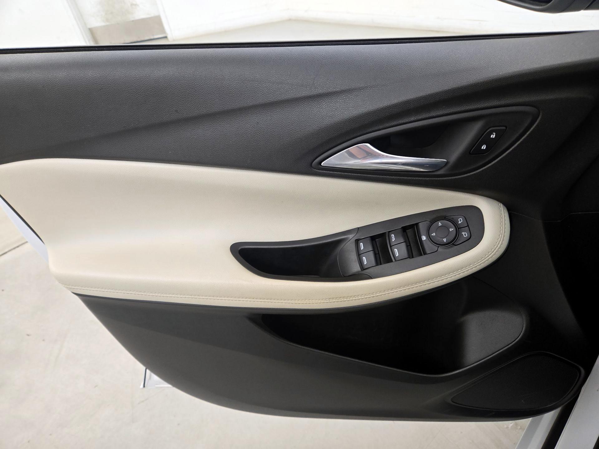 Thumbnail: 2021 Buick Encore GX - 12