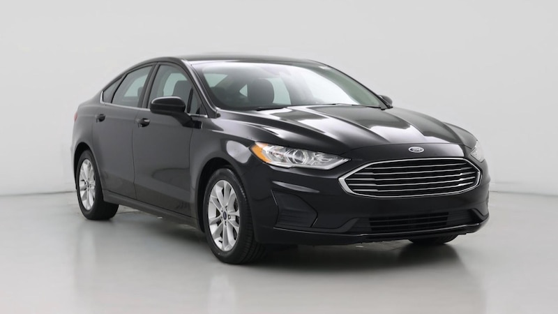 2020 Ford Fusion SE Hero Image