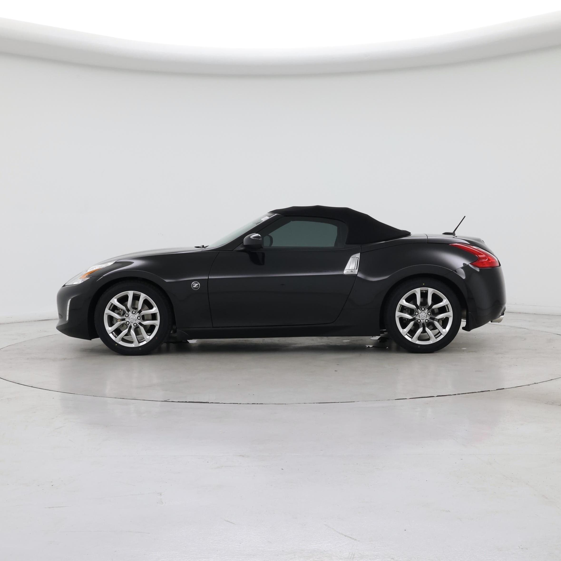 Thumbnail: 2014 Nissan Z - 3