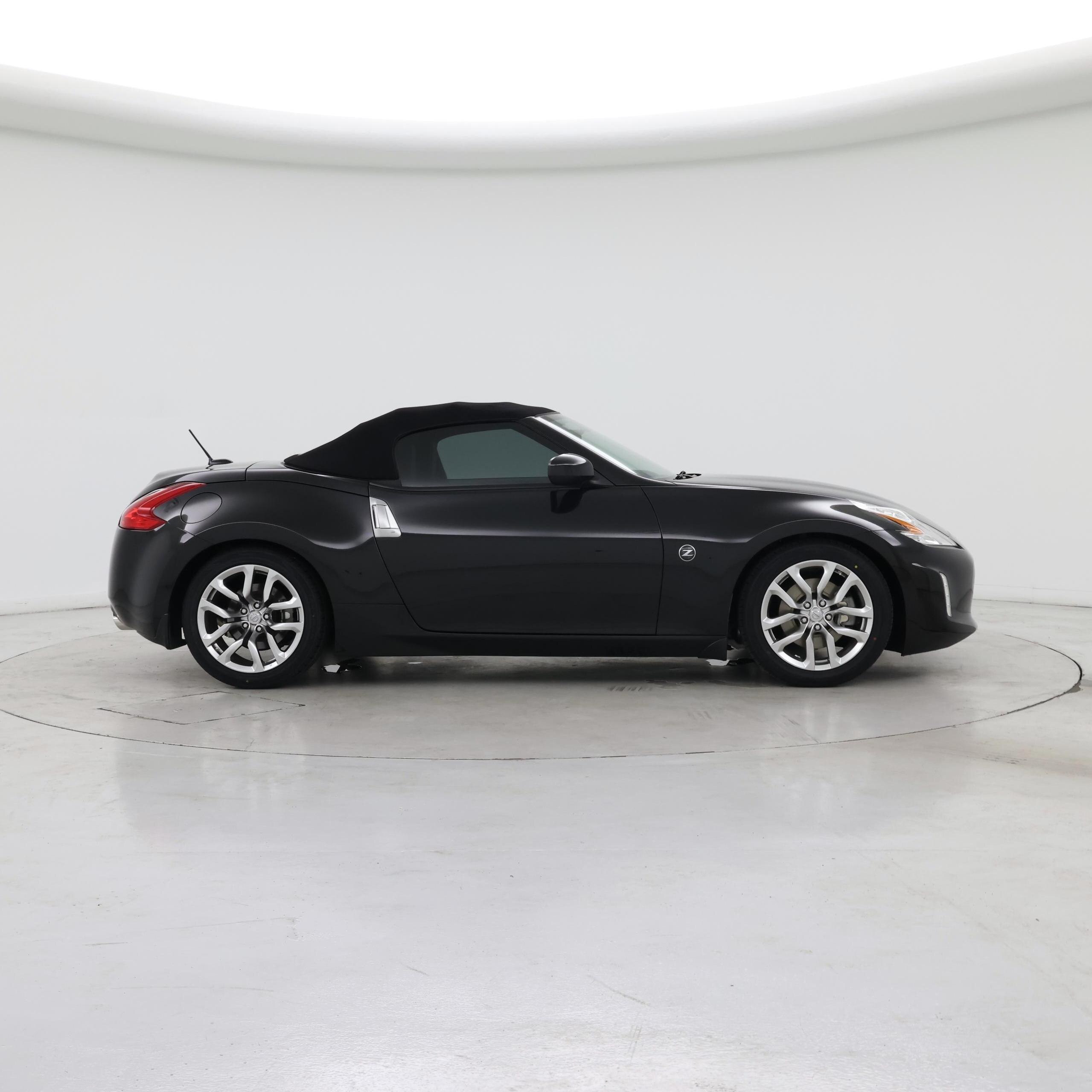 Thumbnail: 2014 Nissan Z - 7