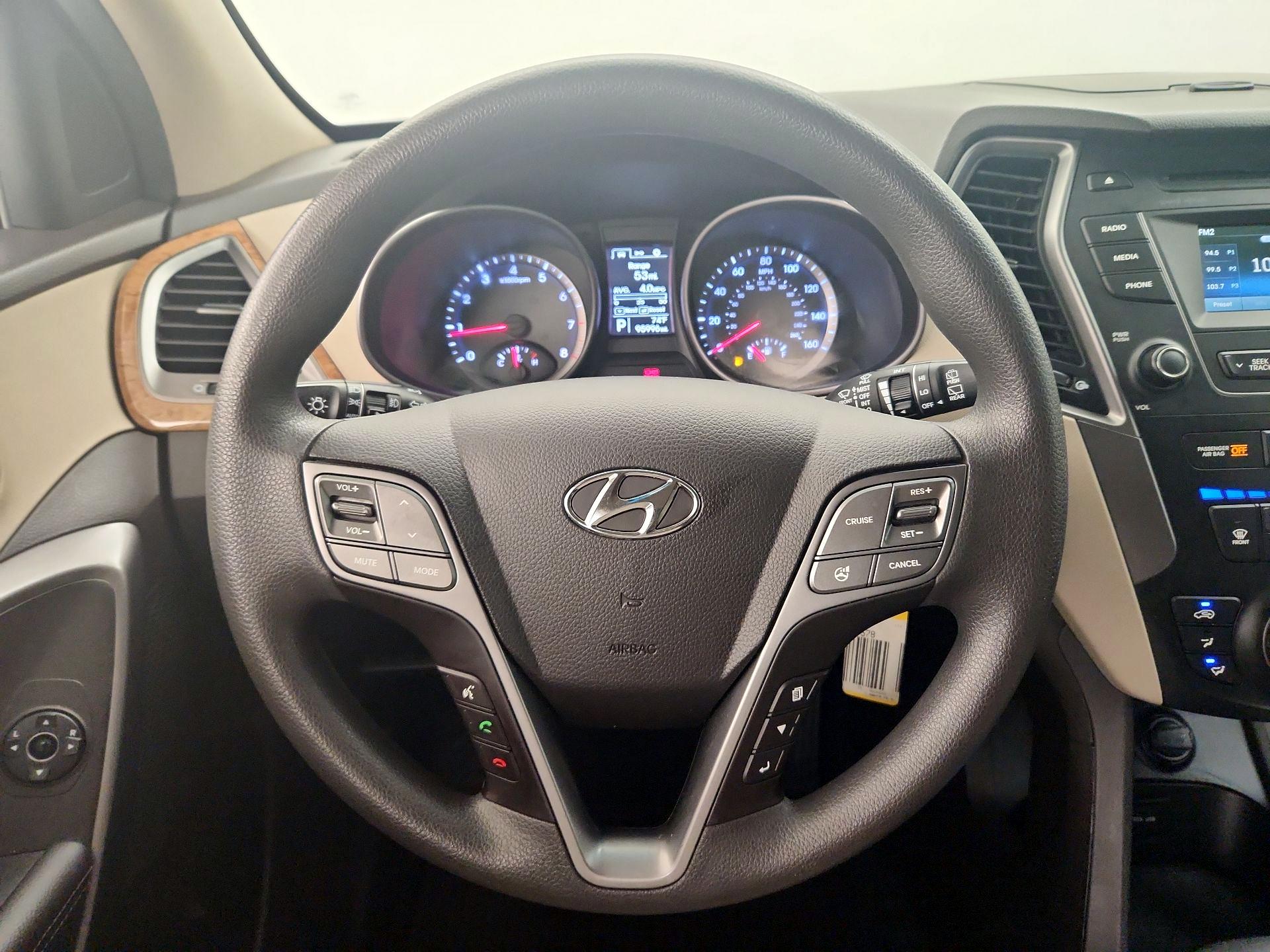 Thumbnail: 2015 Hyundai Santa Fe - 10