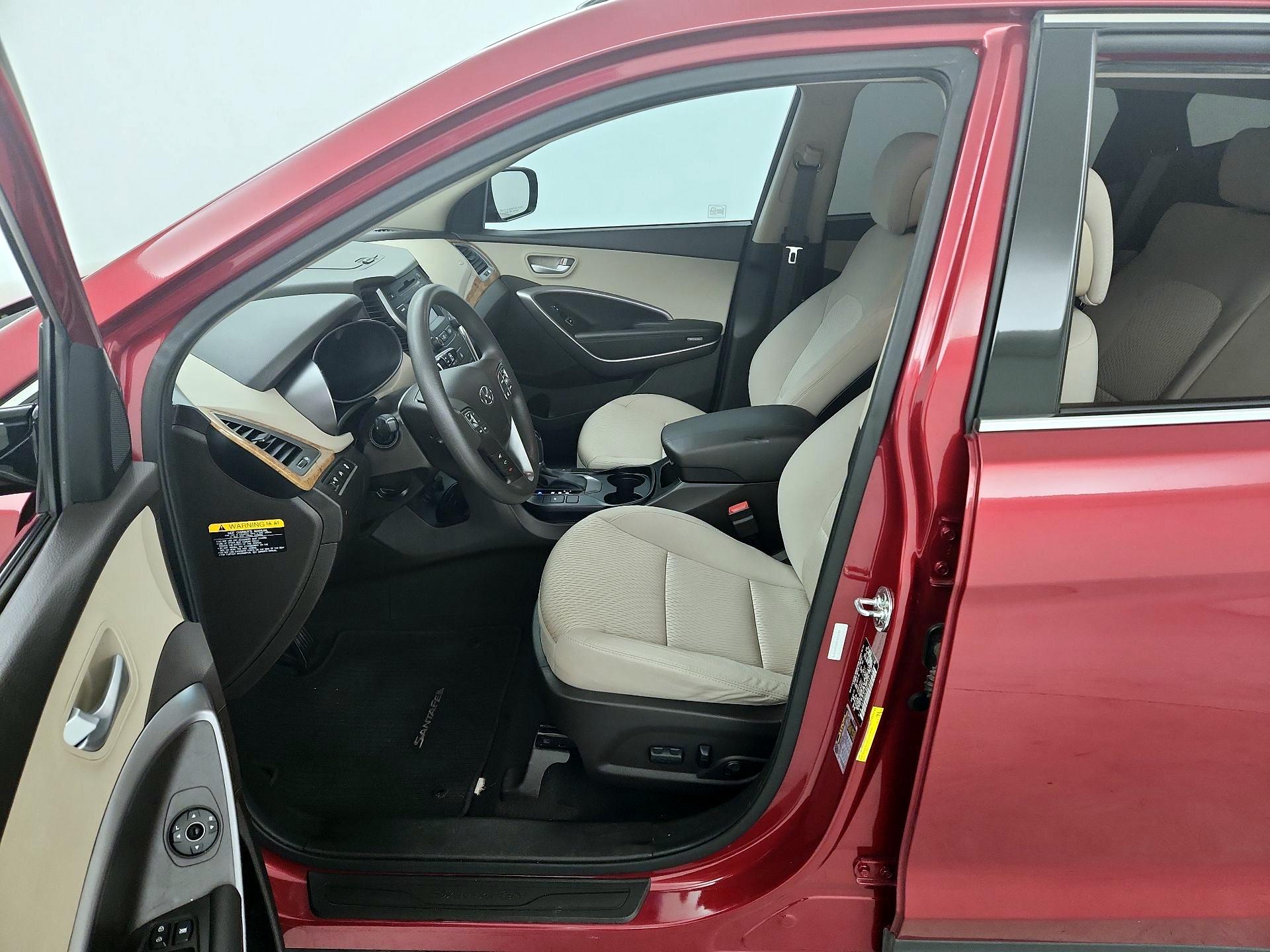 Thumbnail: 2015 Hyundai Santa Fe - 11
