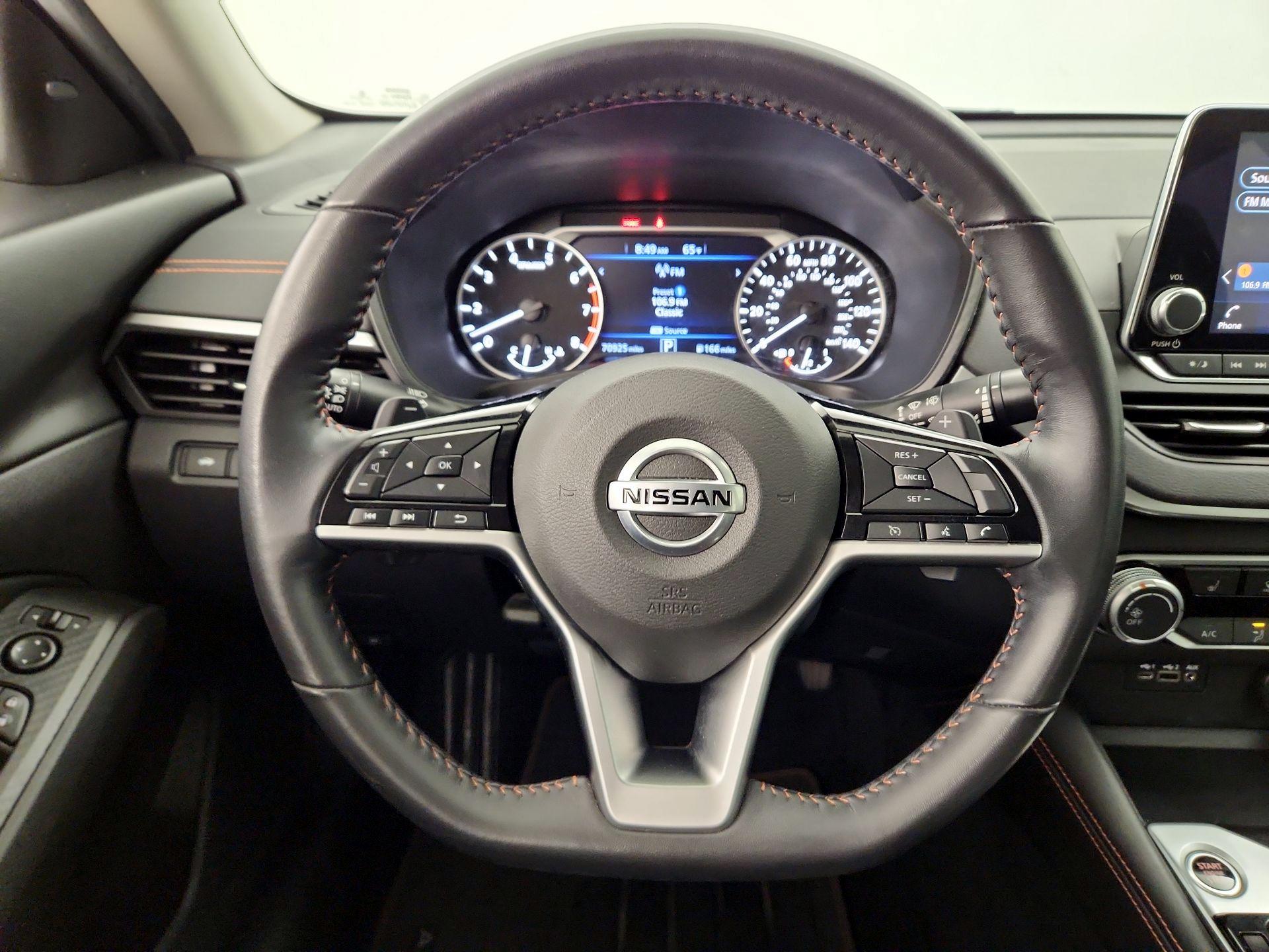 Thumbnail: 2021 Nissan Altima - 10