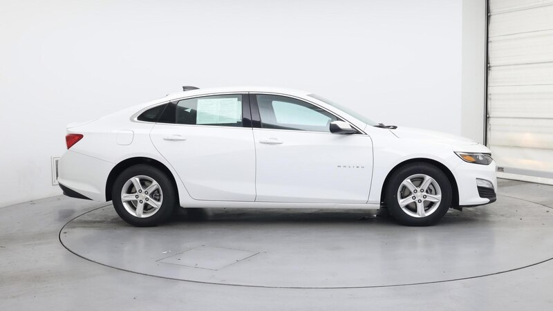 2022 Chevrolet Malibu LS 7