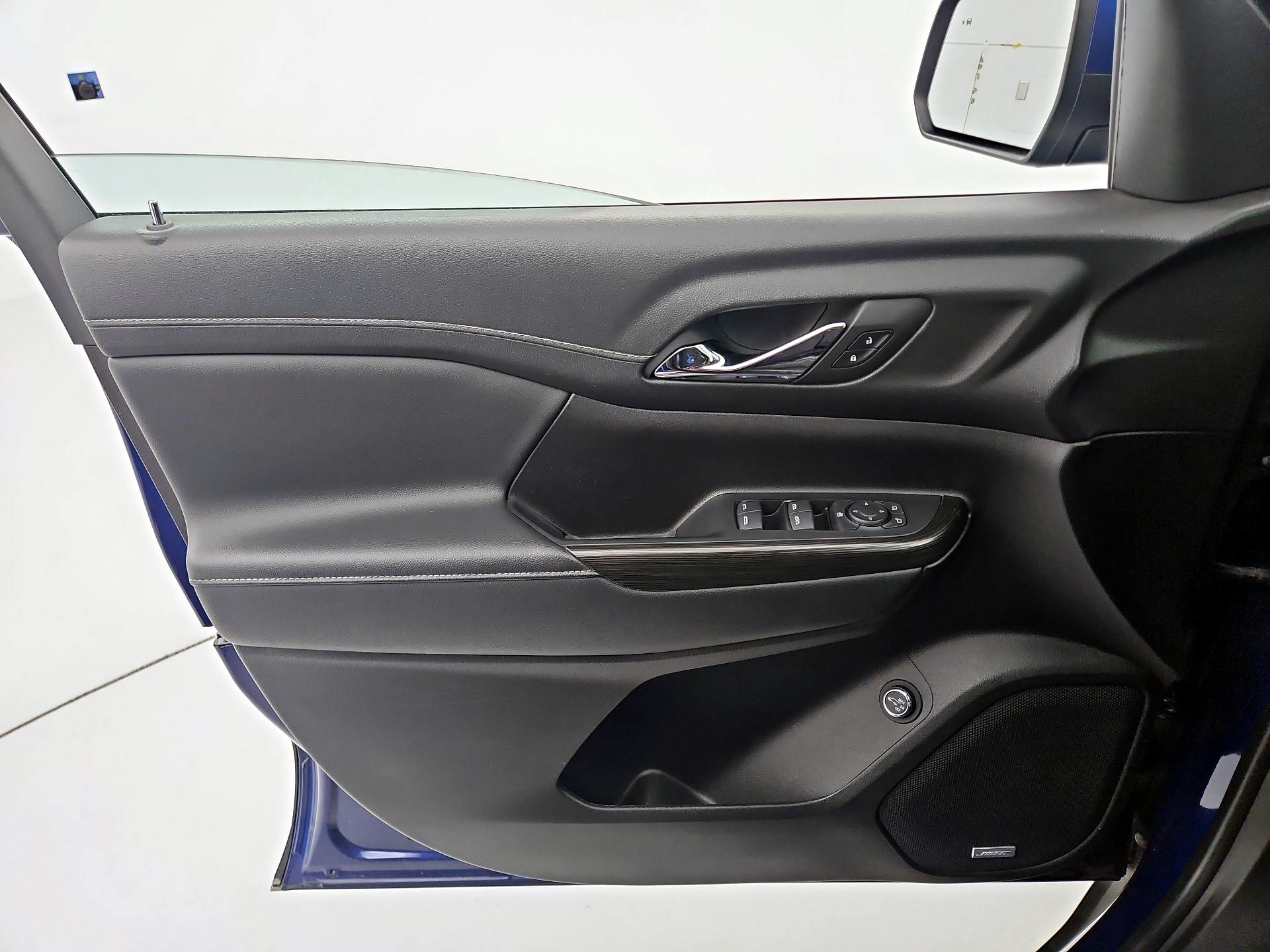Thumbnail: 2023 GMC Acadia - 12