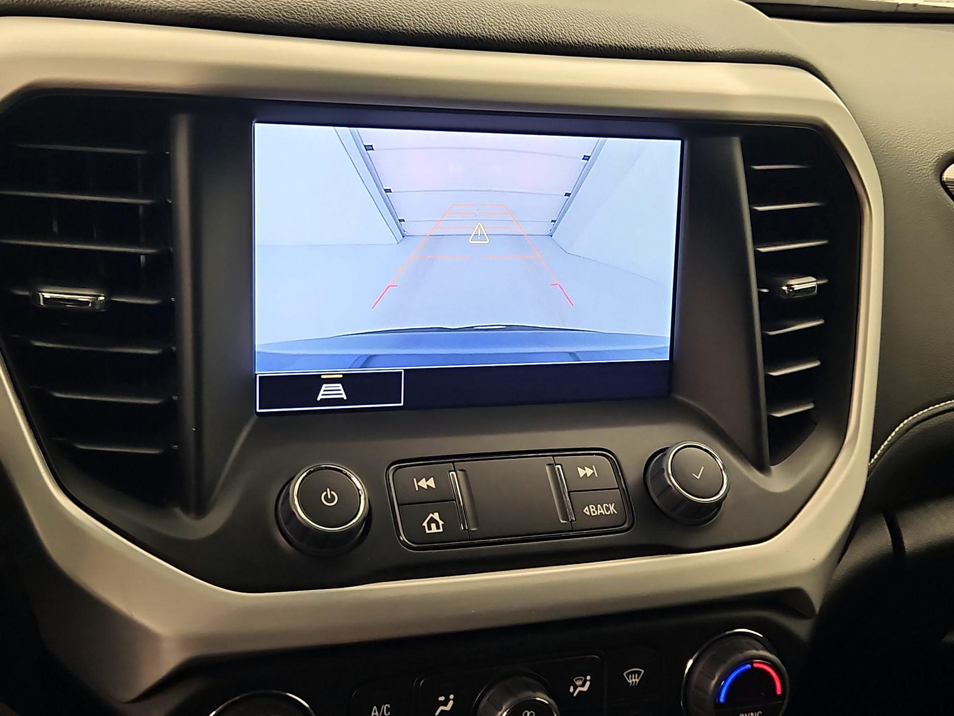 Thumbnail: 2023 GMC Acadia - 15
