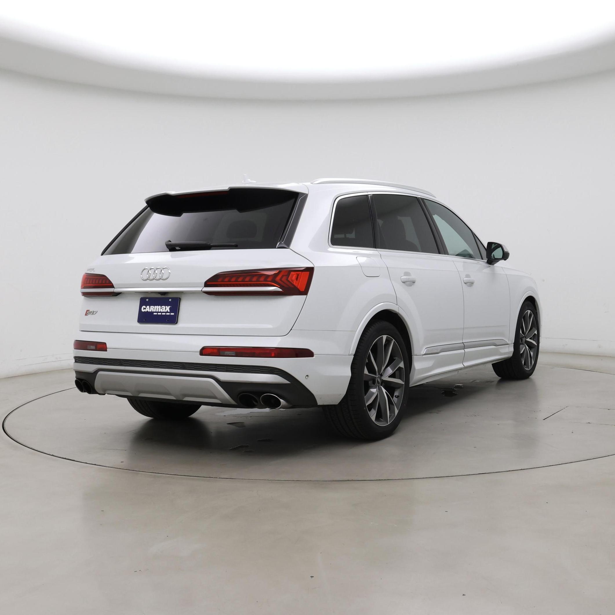Thumbnail: 2022 Audi SQ7 - 8
