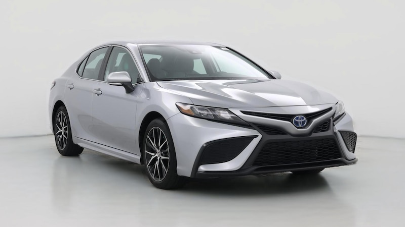2024 Toyota Camry SE Hero Image