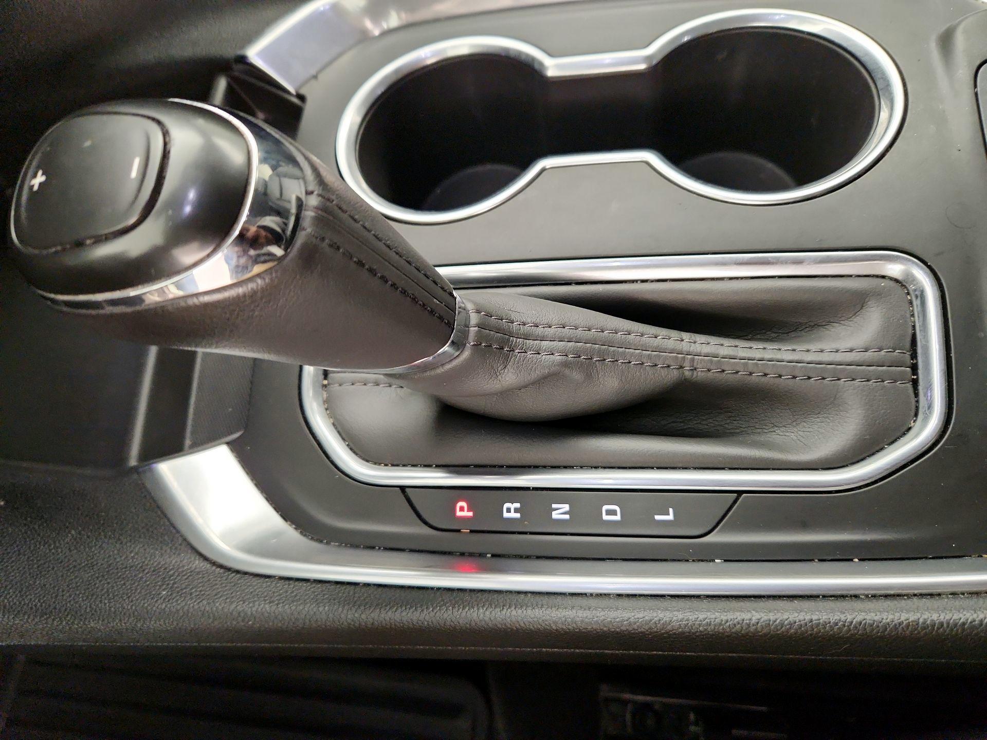 Thumbnail: 2020 Chevrolet Traverse - 18