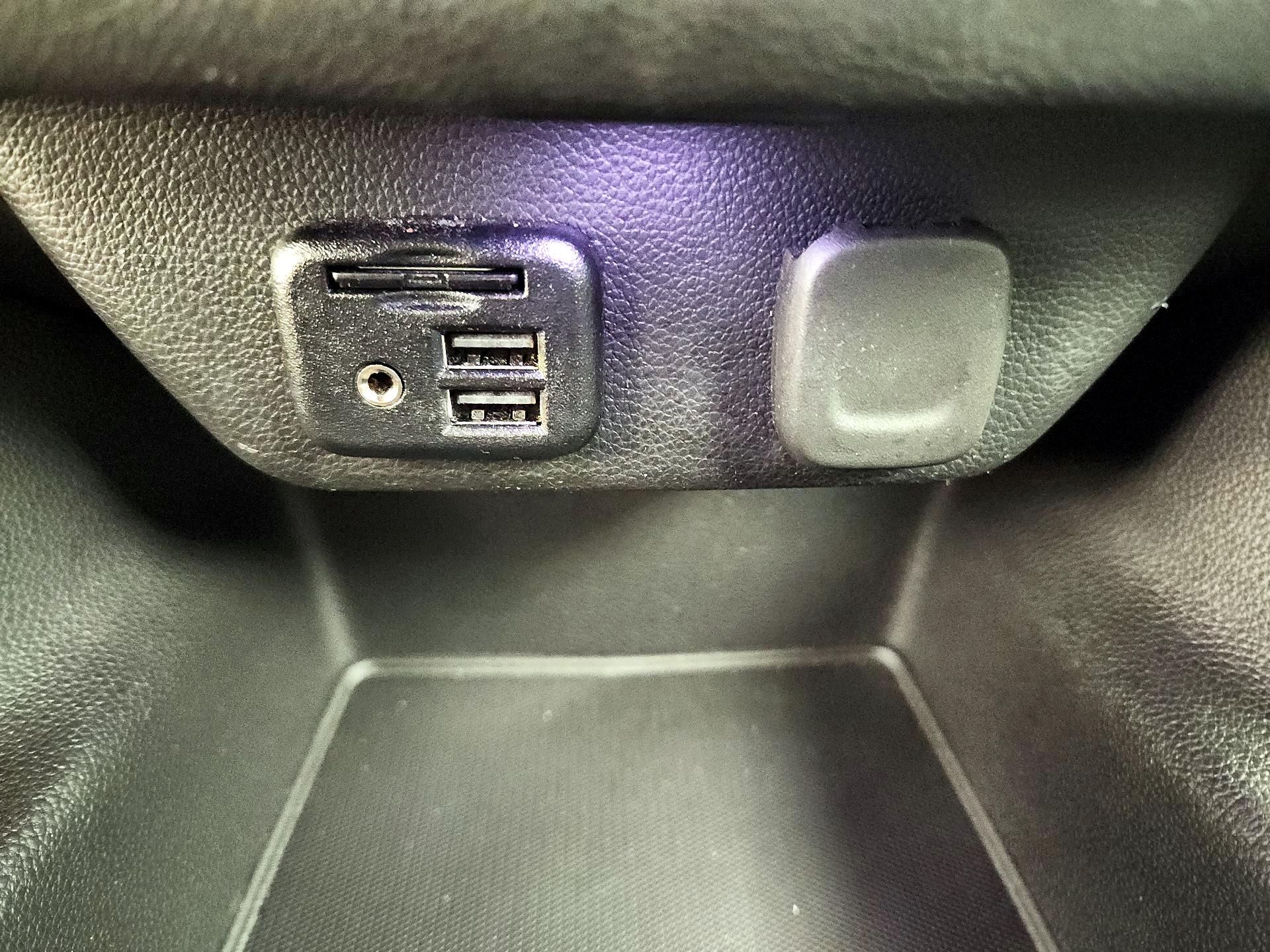 Thumbnail: 2020 Chevrolet Traverse - 19