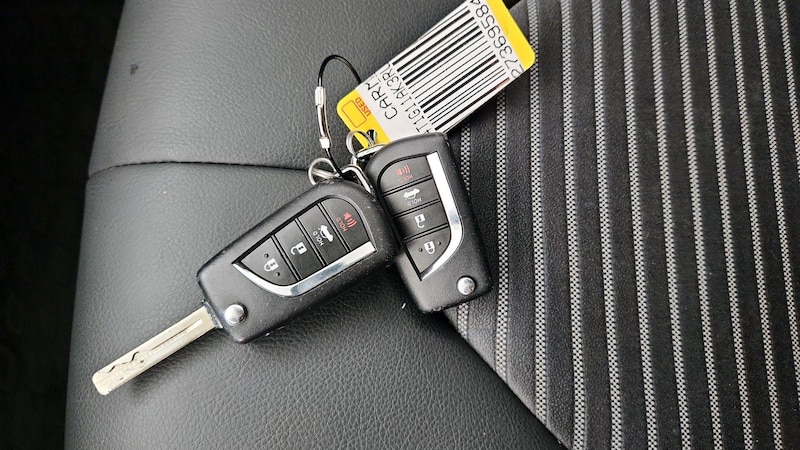 2024 Toyota Camry SE 22