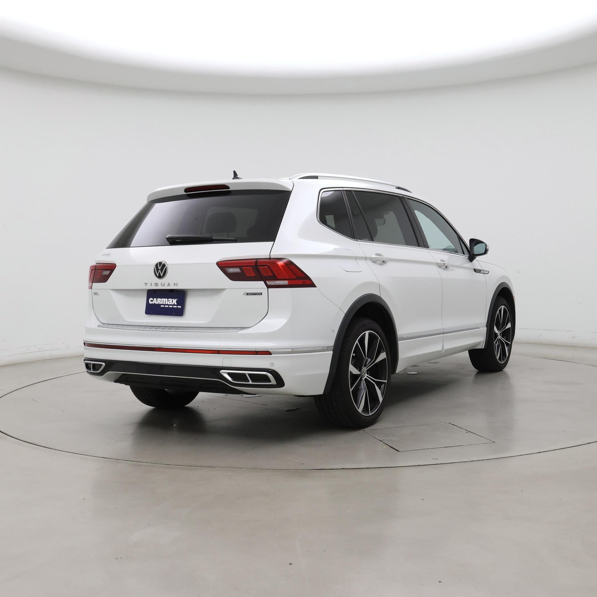 Thumbnail: 2024 Volkswagen Tiguan - 8