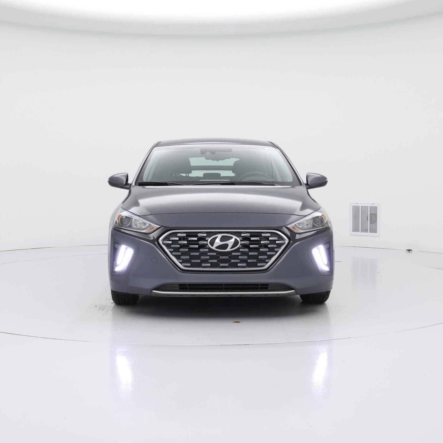 Thumbnail: 2020 Hyundai Ioniq - 5
