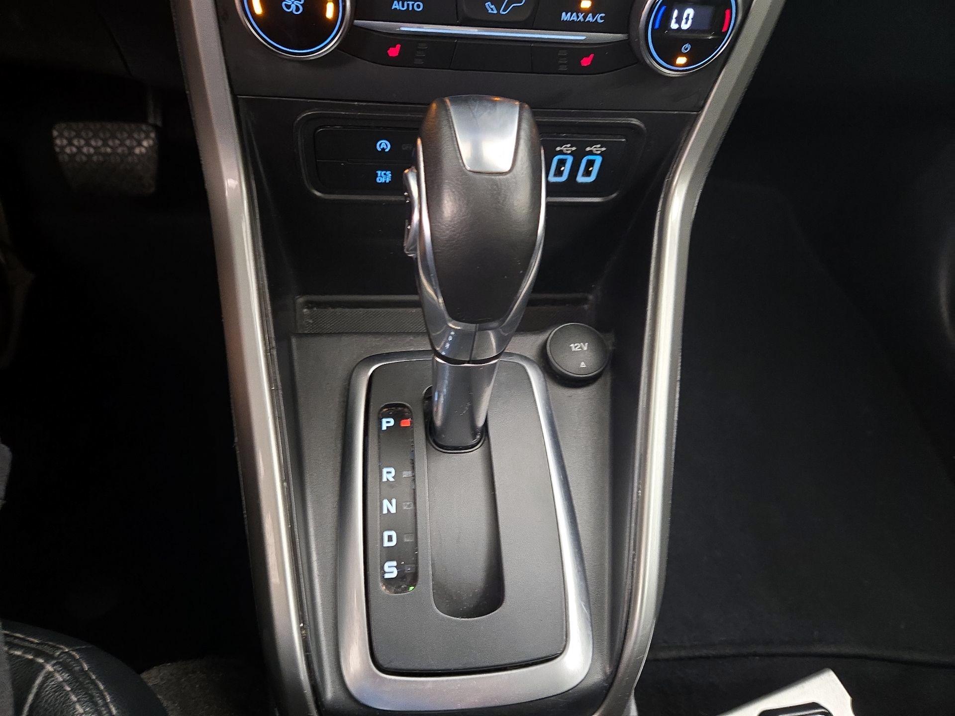 Thumbnail: 2018 Ford EcoSport - 18