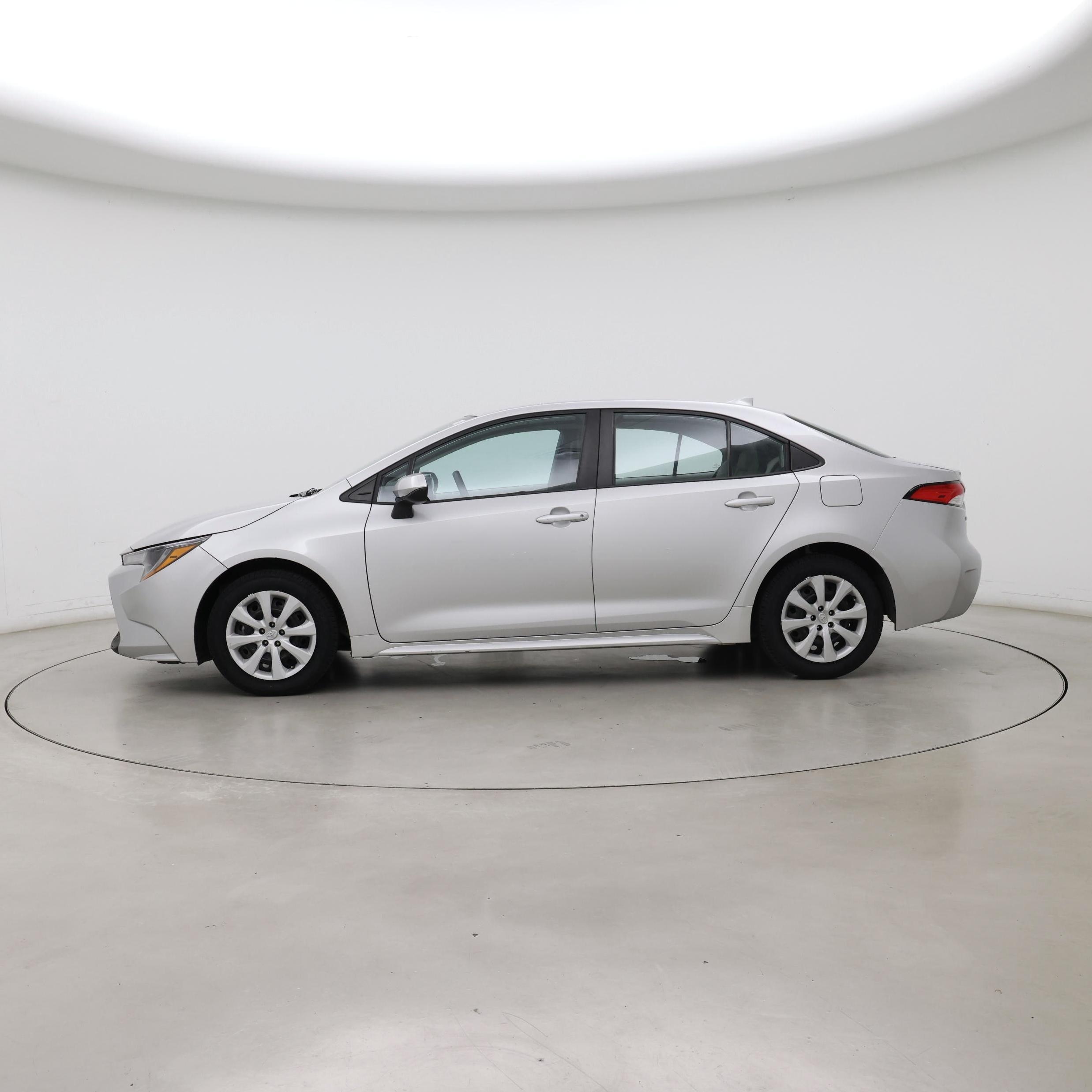 Thumbnail: 2022 Toyota Corolla - 3
