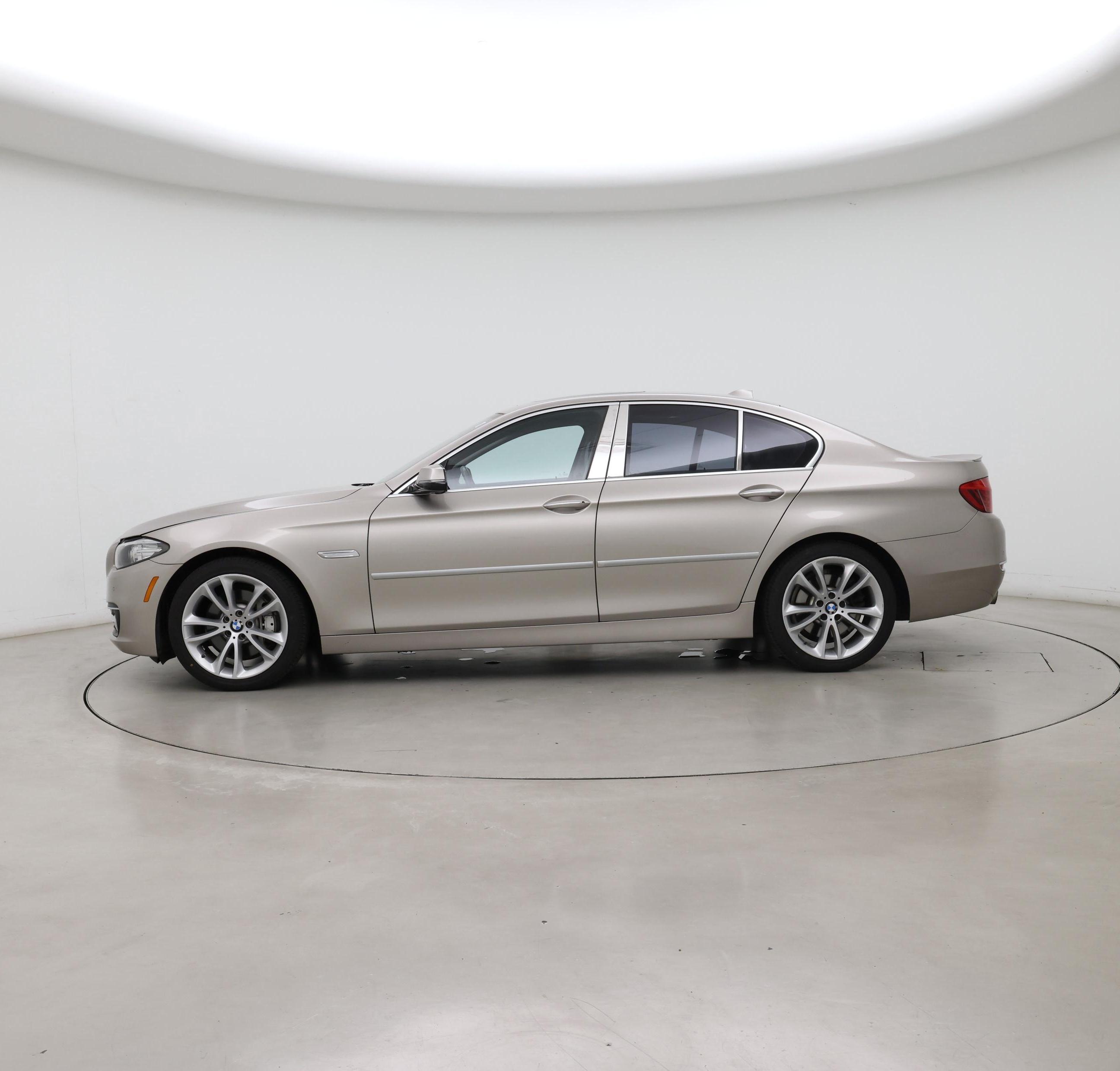 Thumbnail: 2015 BMW 5 Series - 3