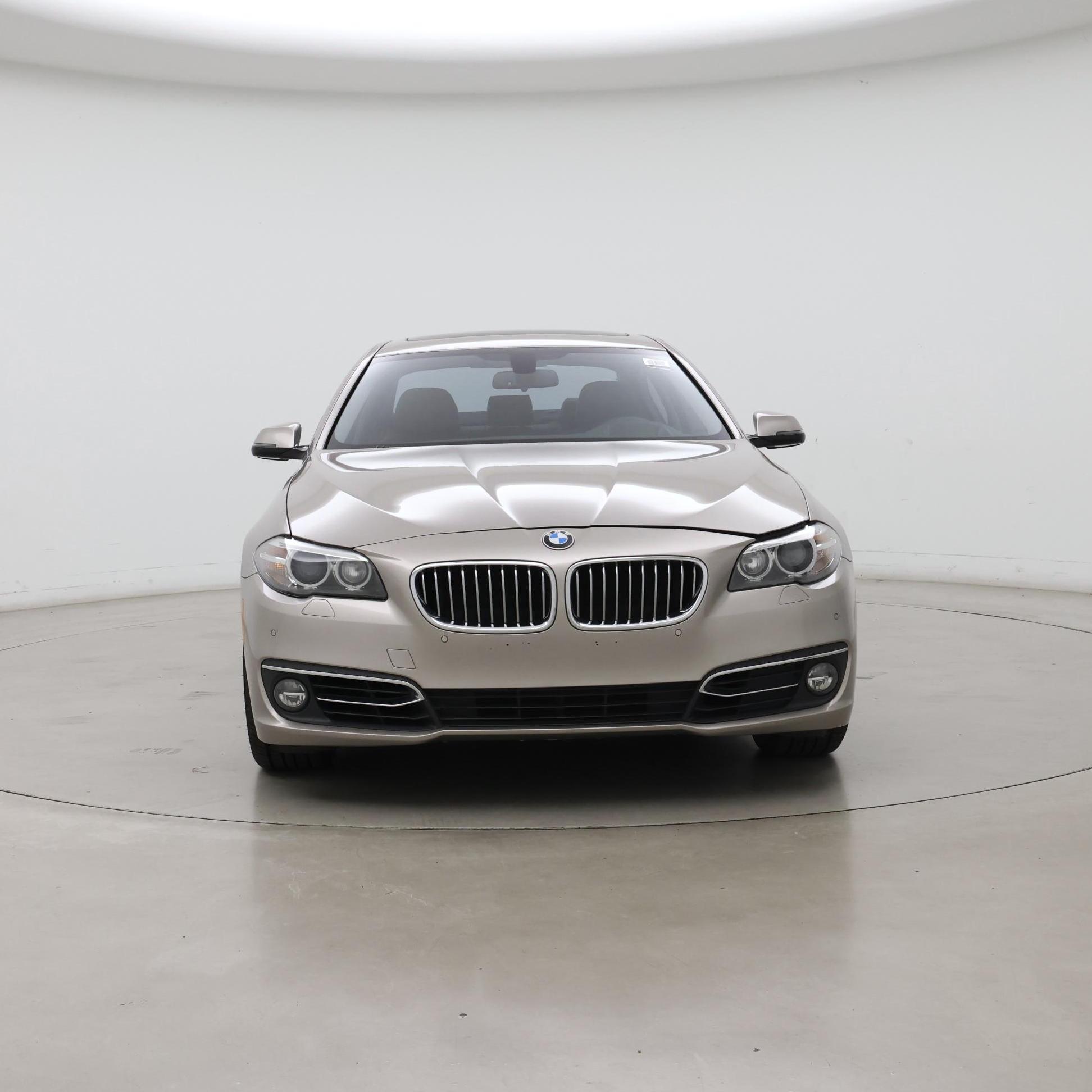Thumbnail: 2015 BMW 5 Series - 5