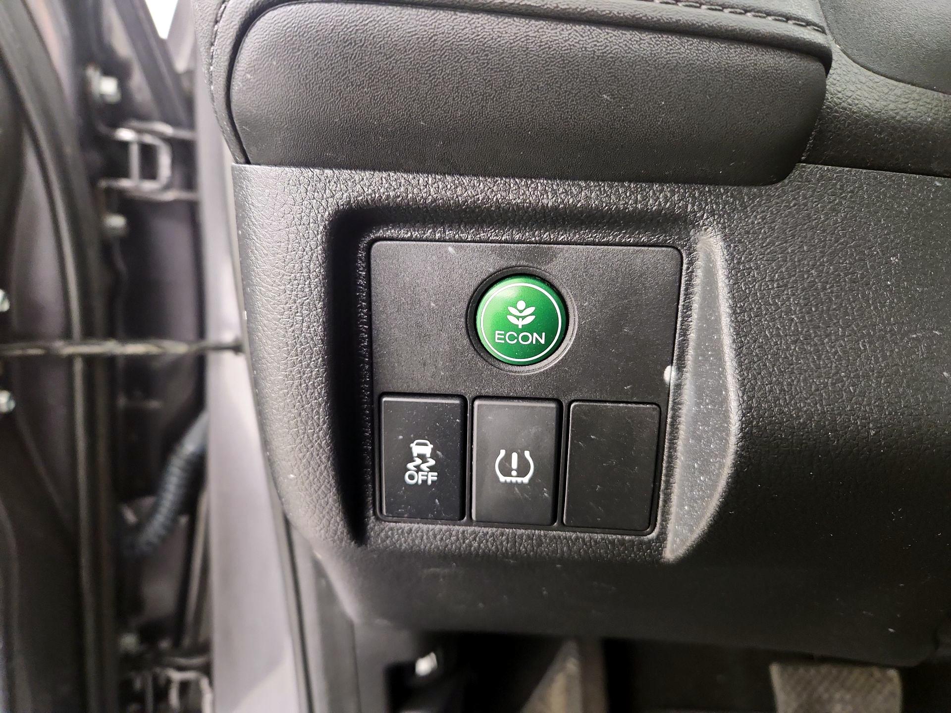 Thumbnail: 2019 Honda HR-V - 13