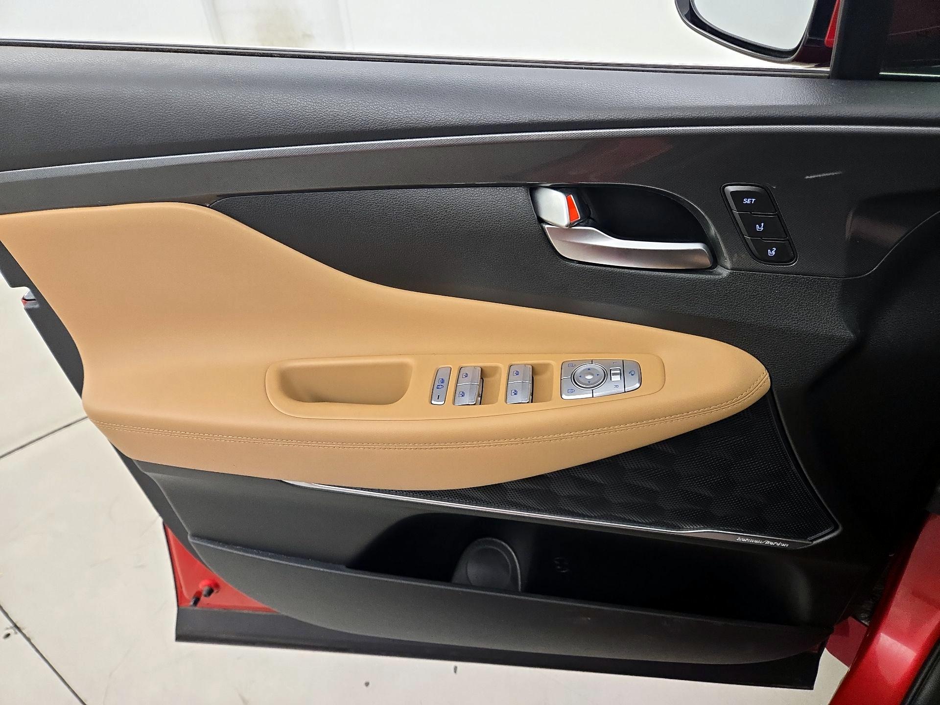 Thumbnail: 2022 Hyundai Santa Fe - 12