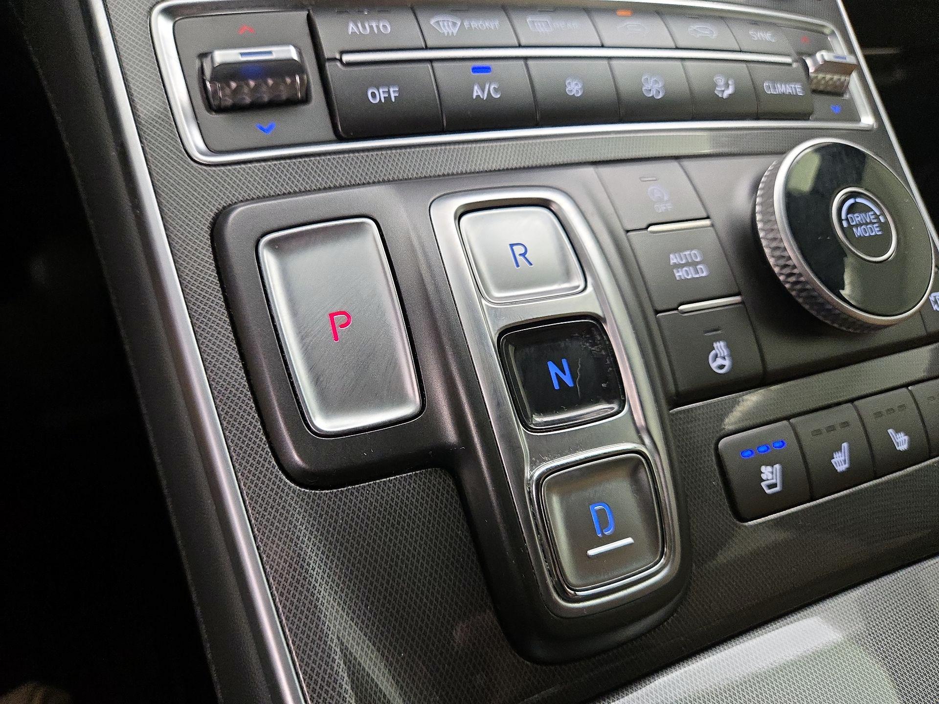 Thumbnail: 2022 Hyundai Santa Fe - 18