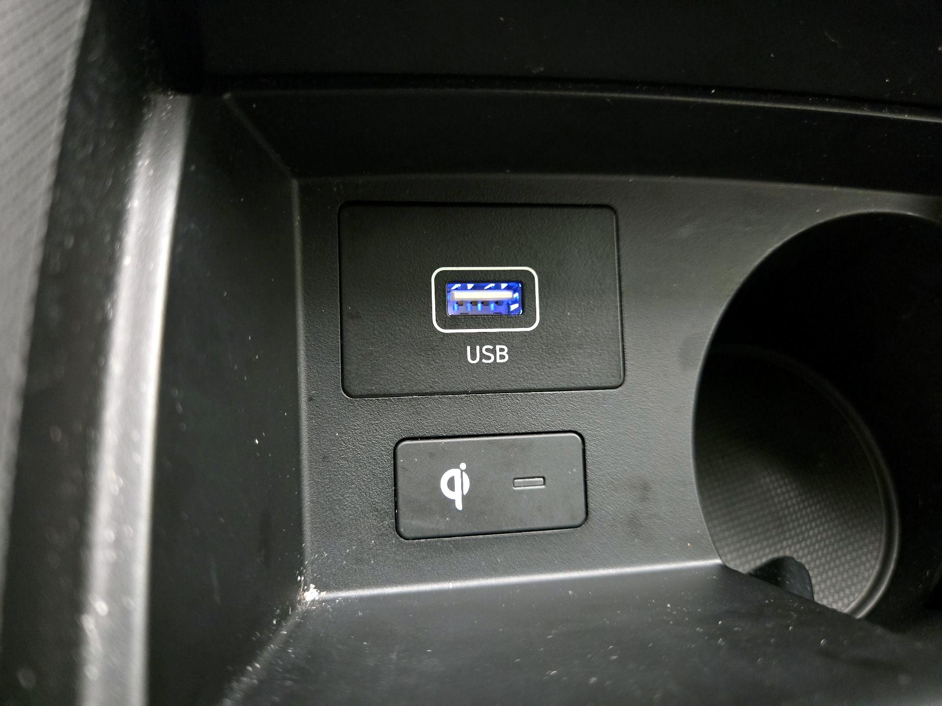 Thumbnail: 2022 Hyundai Santa Fe - 19