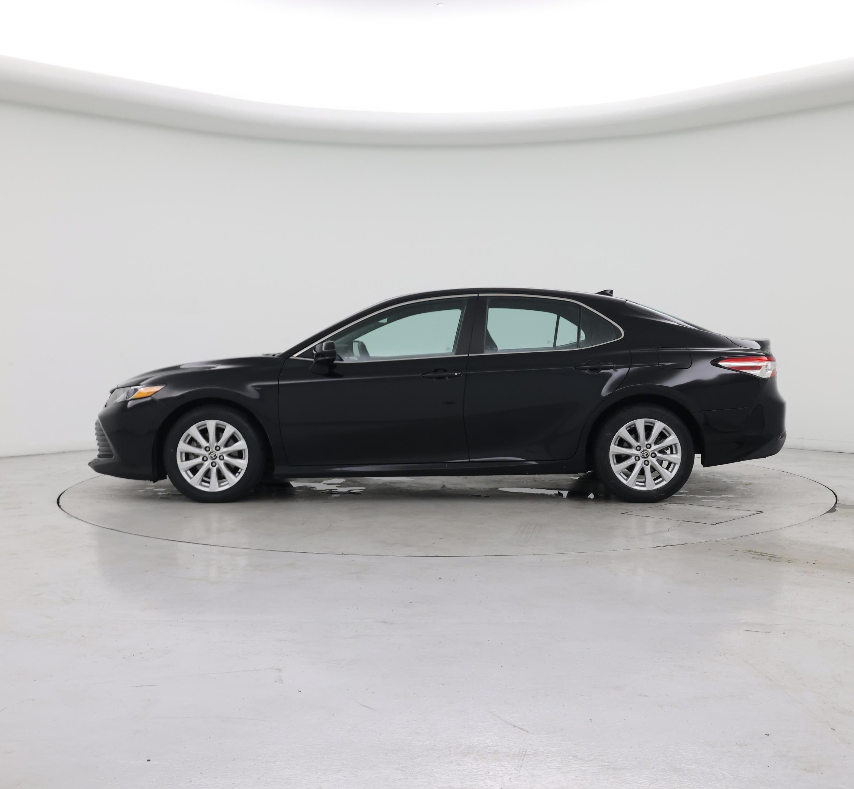 Thumbnail: 2020 Toyota Camry - 3