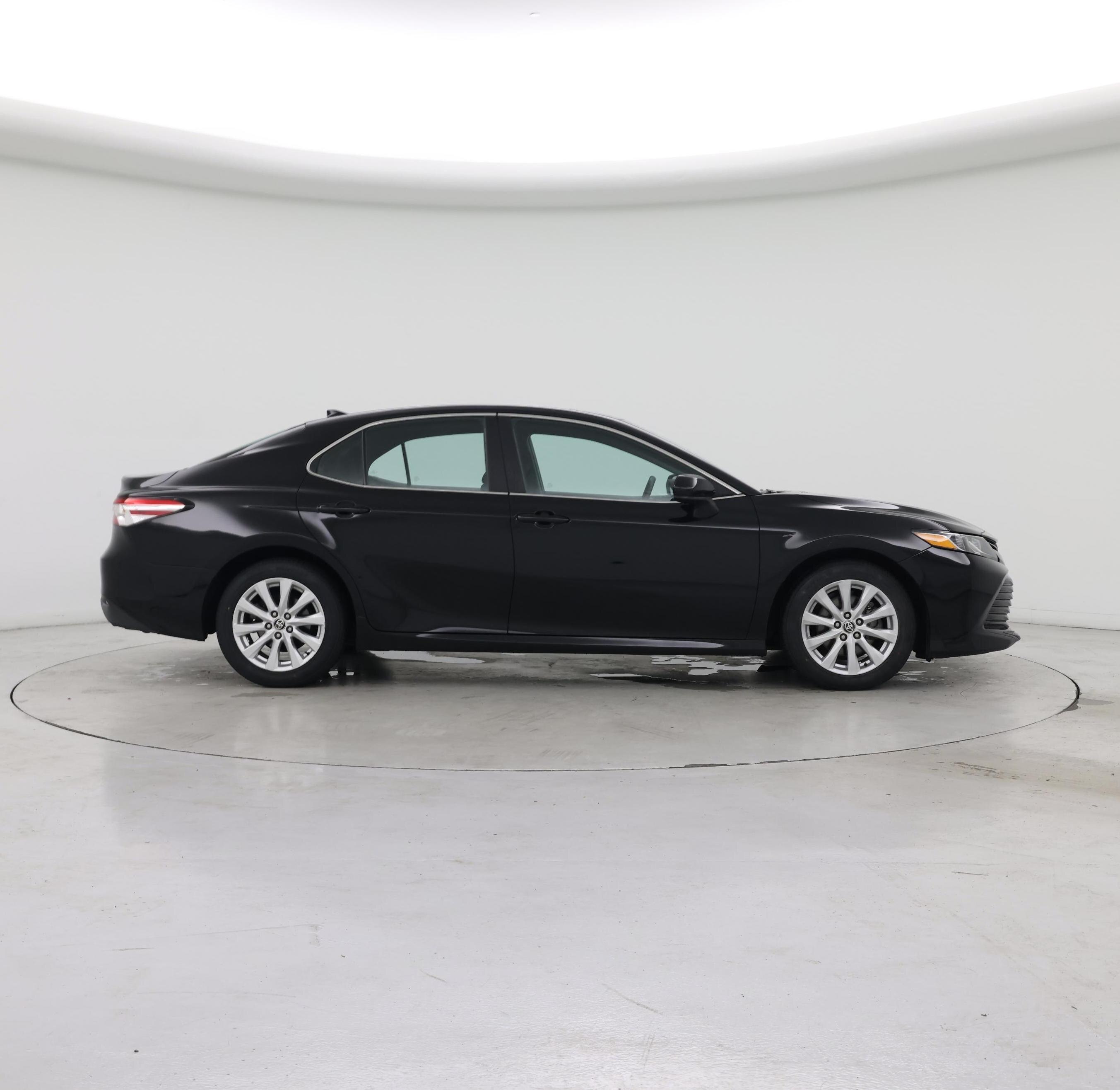 Thumbnail: 2020 Toyota Camry - 7