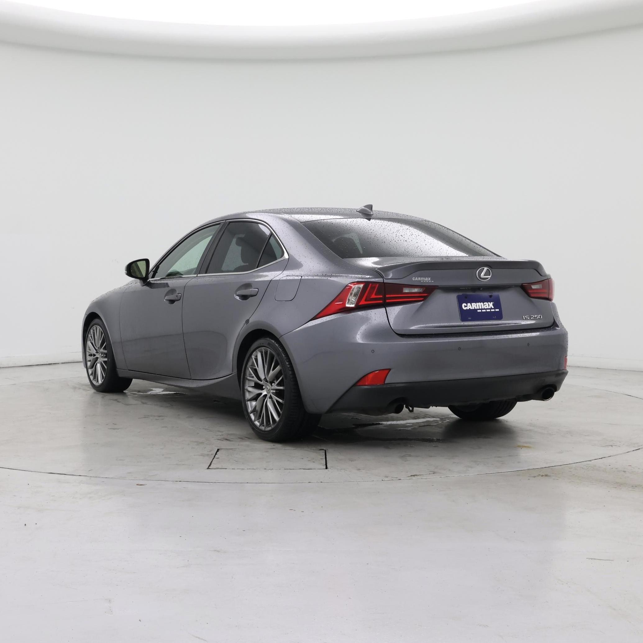 Thumbnail: 2015 Lexus IS - 2
