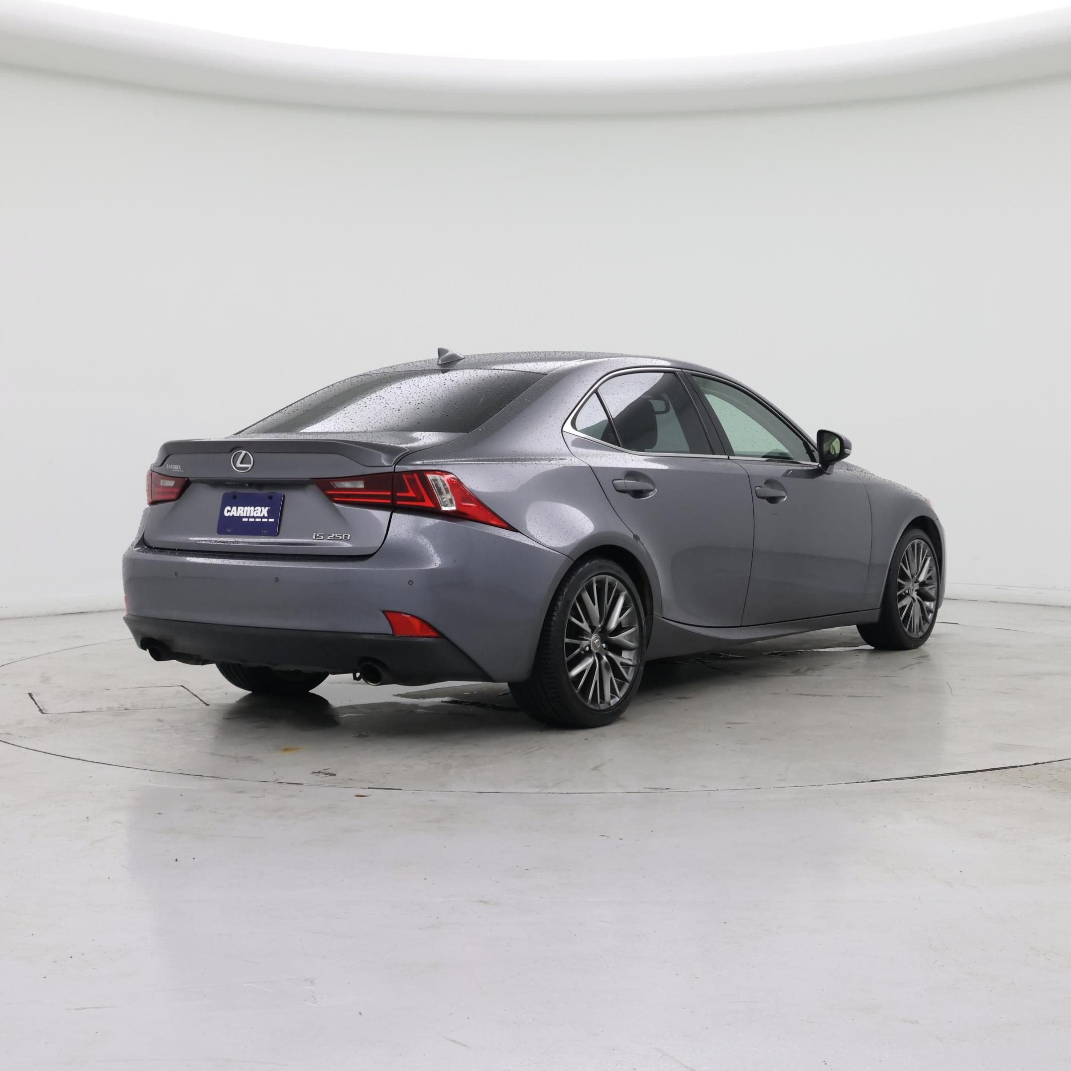 Thumbnail: 2015 Lexus IS - 8