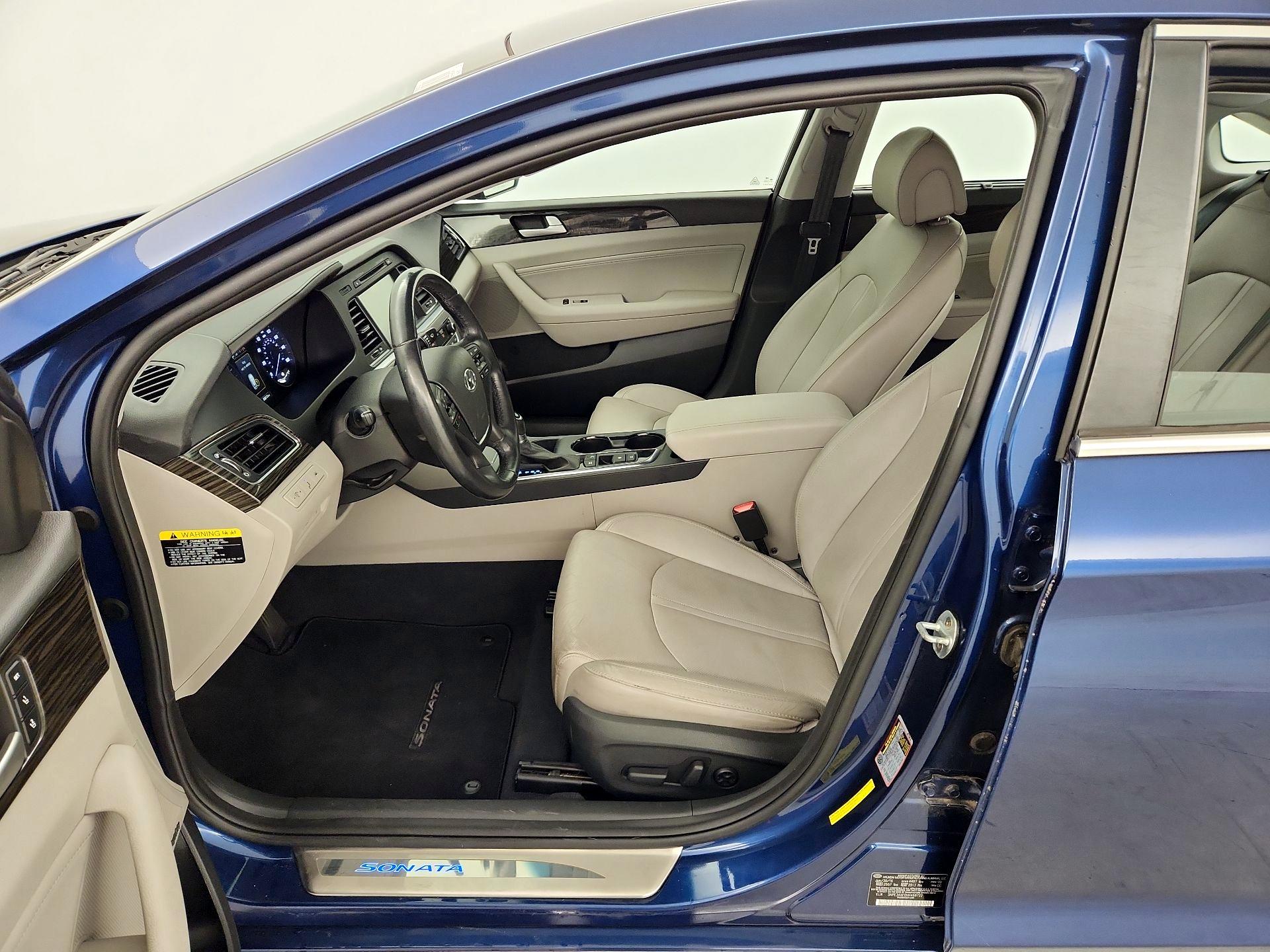 Thumbnail: 2017 Hyundai Sonata - 11