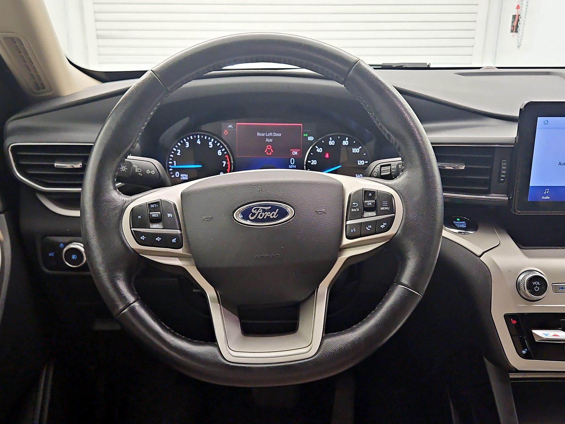 Thumbnail: 2021 Ford Explorer - 10