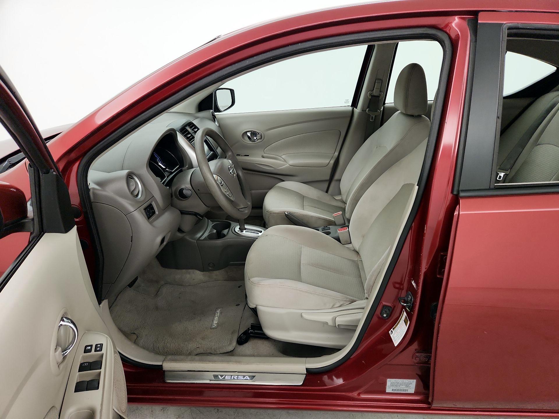 Thumbnail: 2016 Nissan Versa - 11