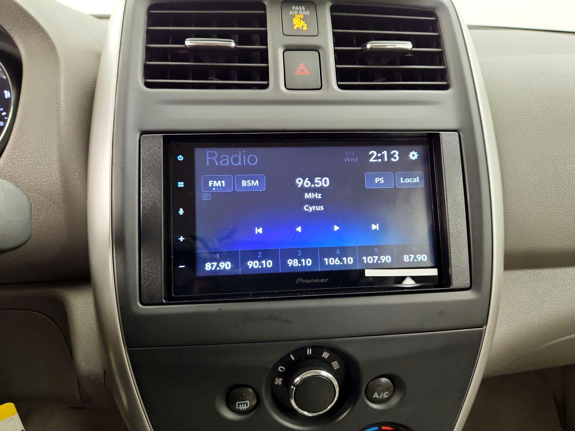 Thumbnail: 2016 Nissan Versa - 14