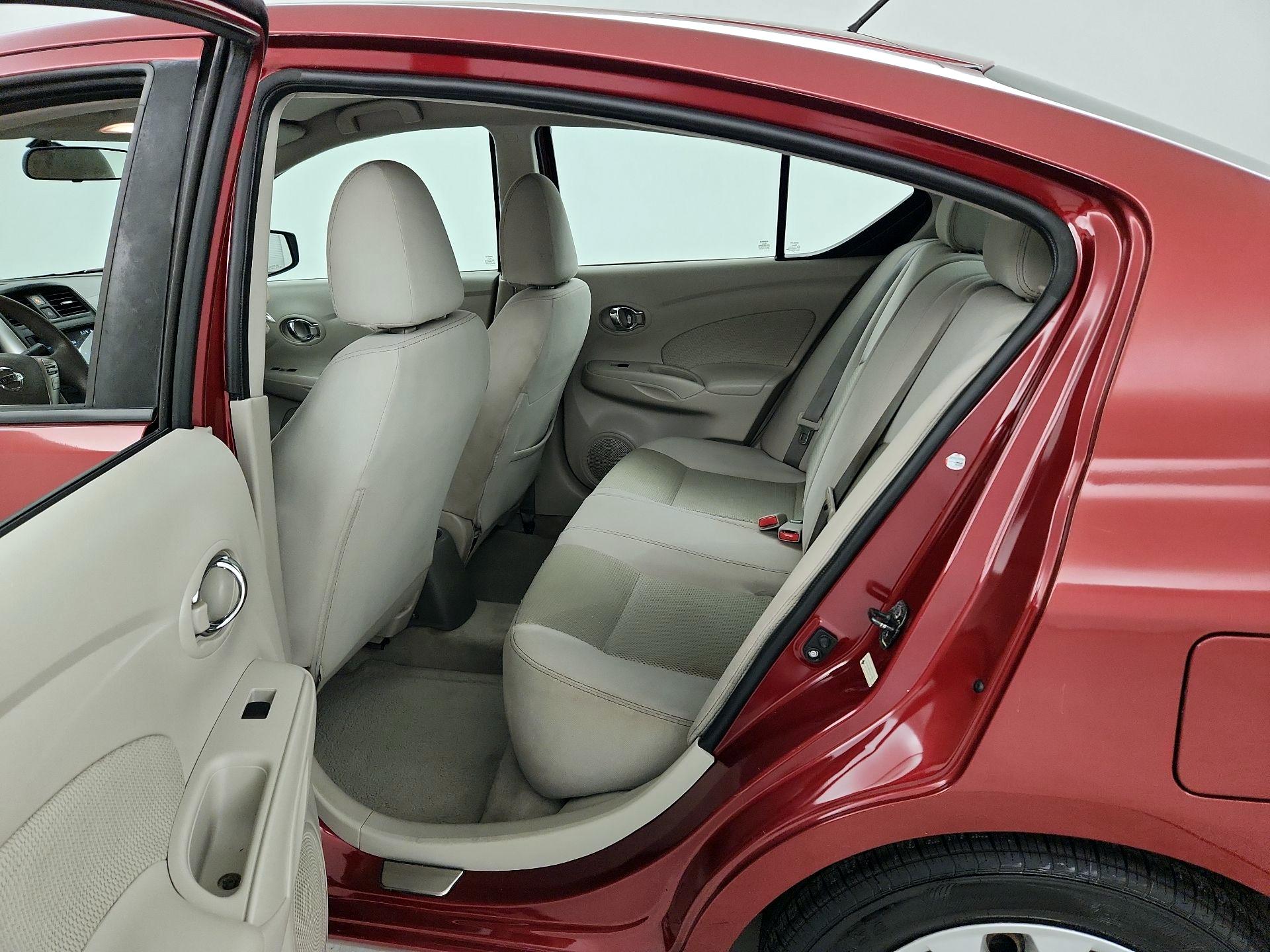 Thumbnail: 2016 Nissan Versa - 18